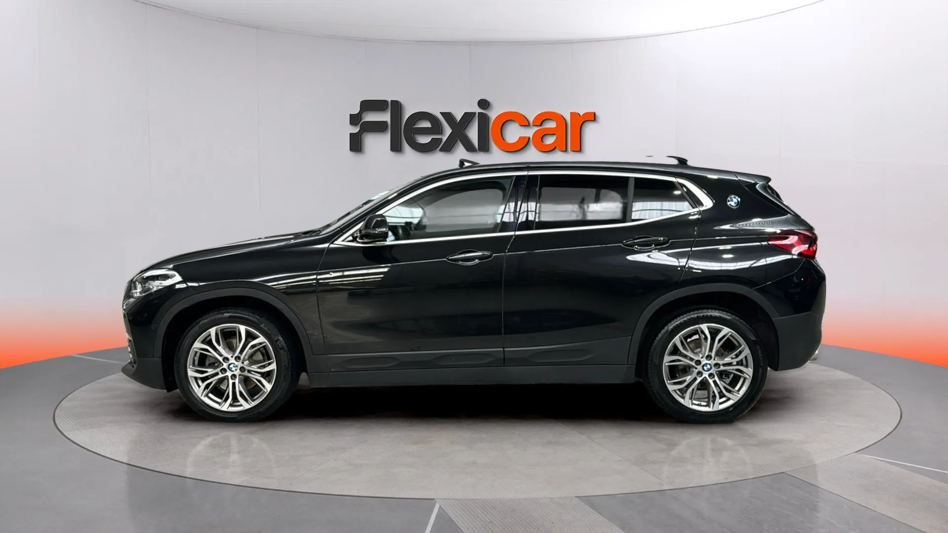 BMW X2 sDrive18i - foto 4