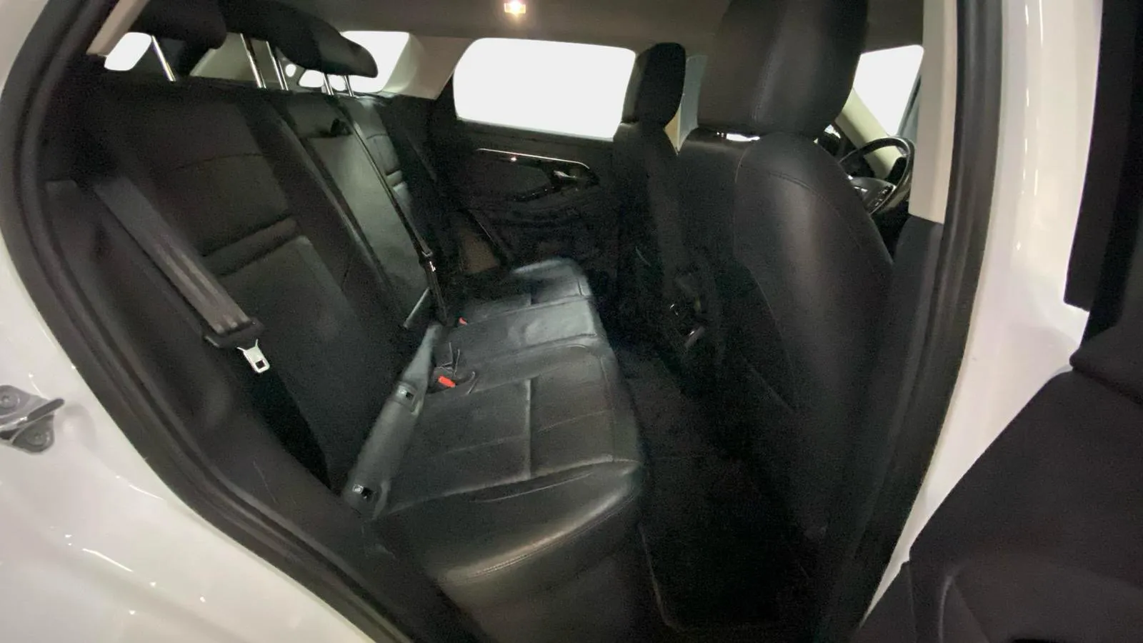 Land Rover Range Rover Evoque 2.0 D150 4WD - foto 14
