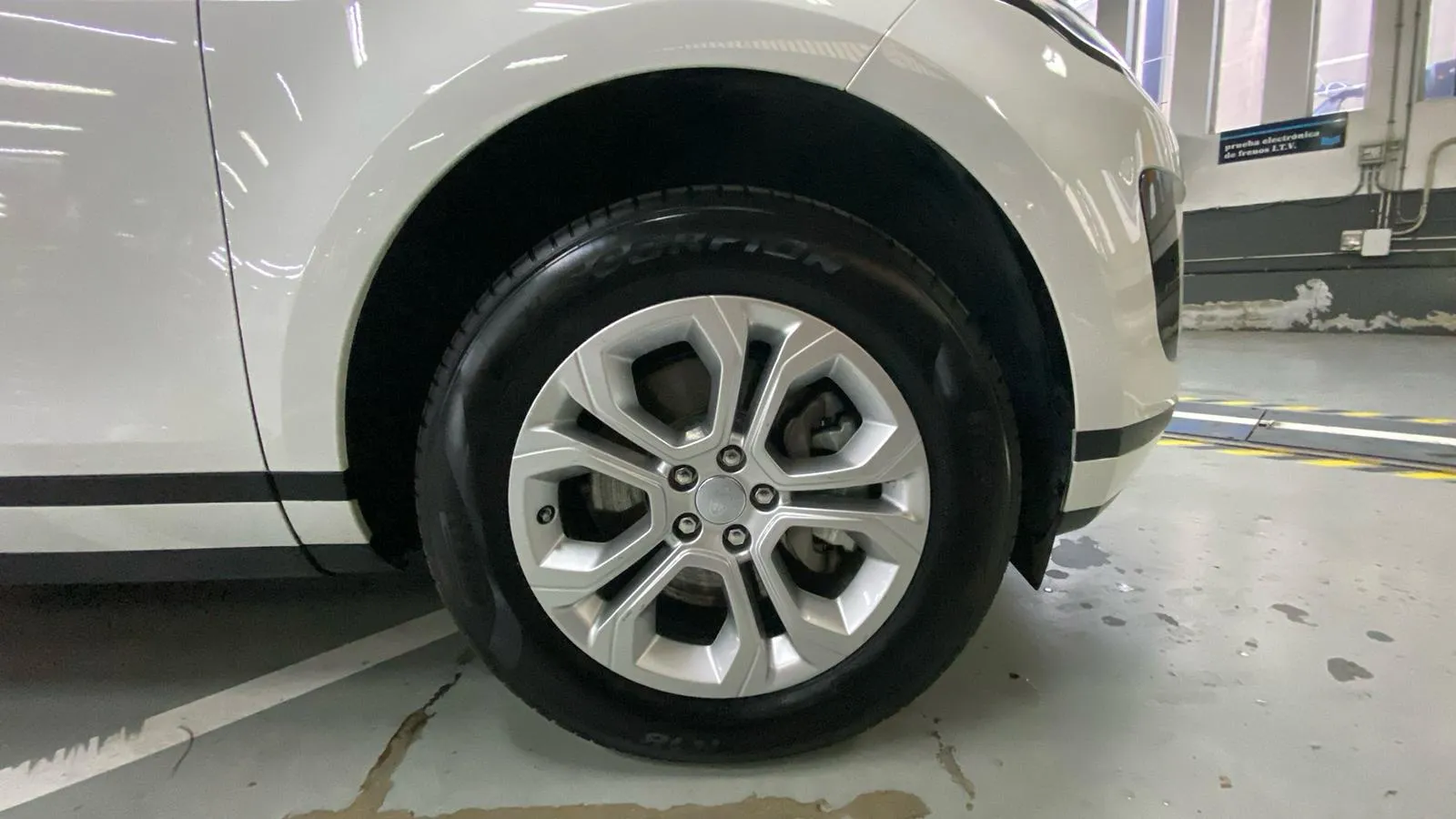 Land Rover Range Rover Evoque 2.0 D150 4WD - foto 20