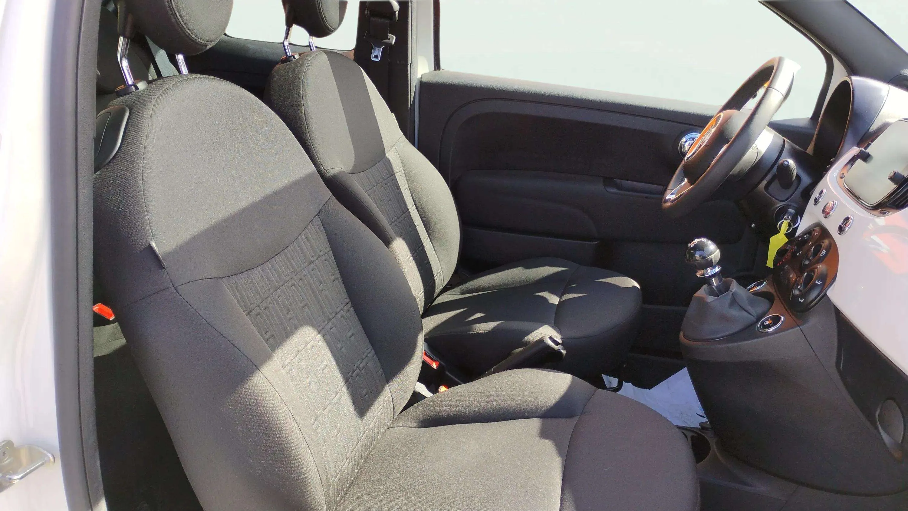 Fiat 500 Monotrim 1.0 Hybrid - foto 10