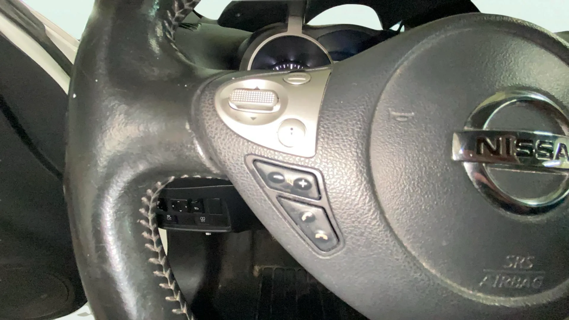 Nissan Juke G E6D-Temp Acenta - foto 13