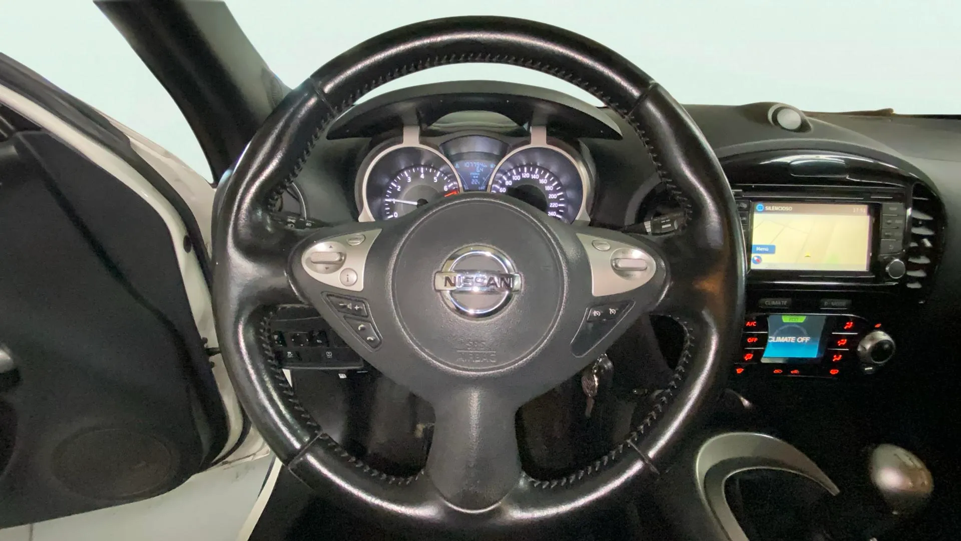 Nissan Juke G E6D-Temp Acenta - foto 17