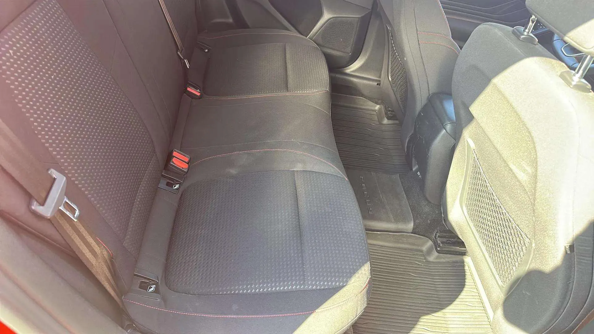 Ford Focus 1.0 EcoBoost ST-Line - foto 14