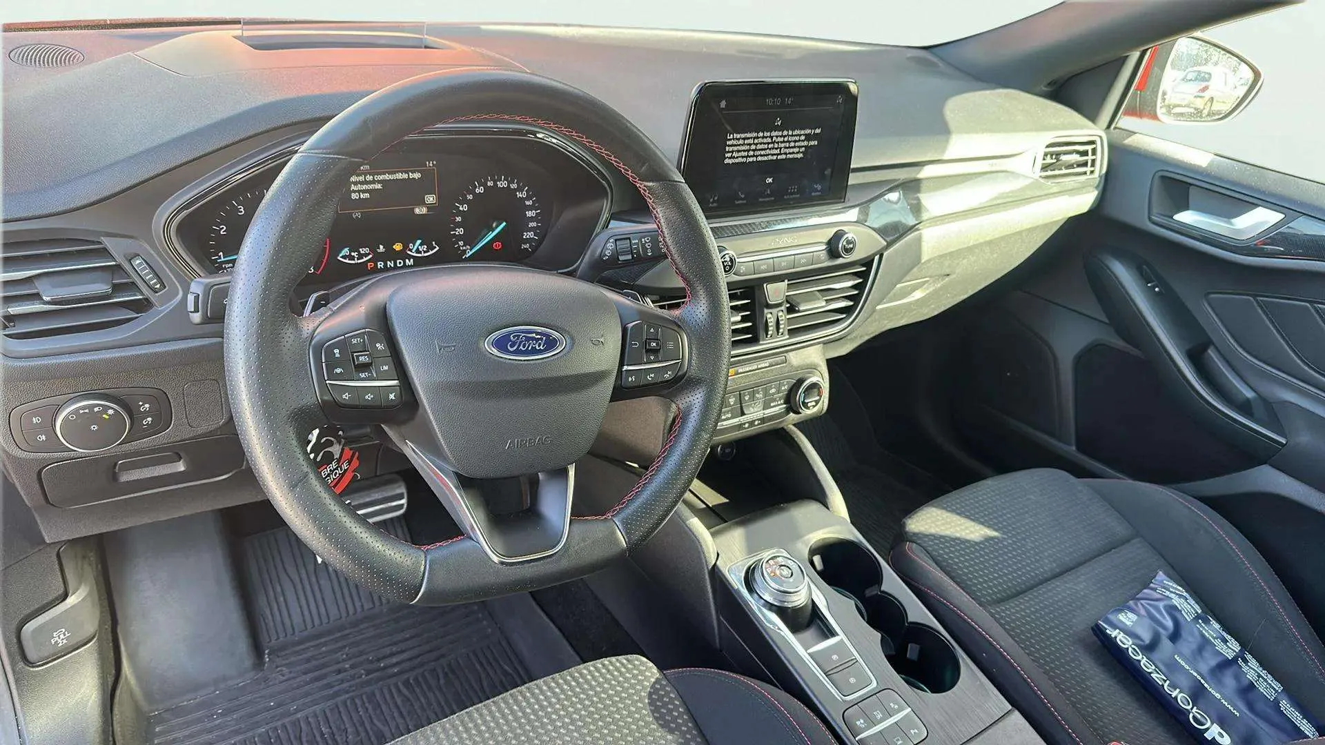 Ford Focus 1.0 EcoBoost ST-Line - foto 9