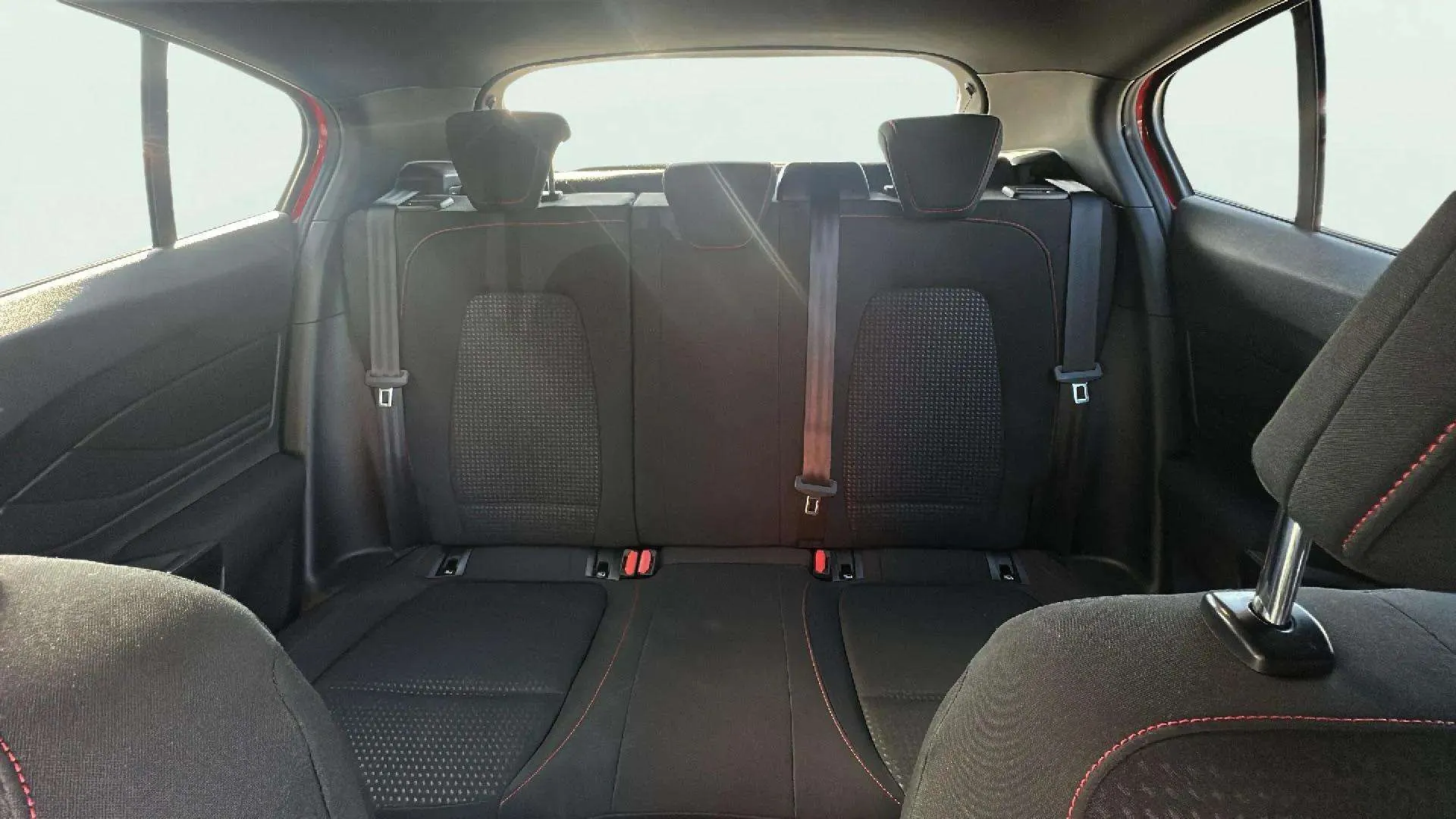 Ford Focus 1.0 EcoBoost ST-Line - foto 15