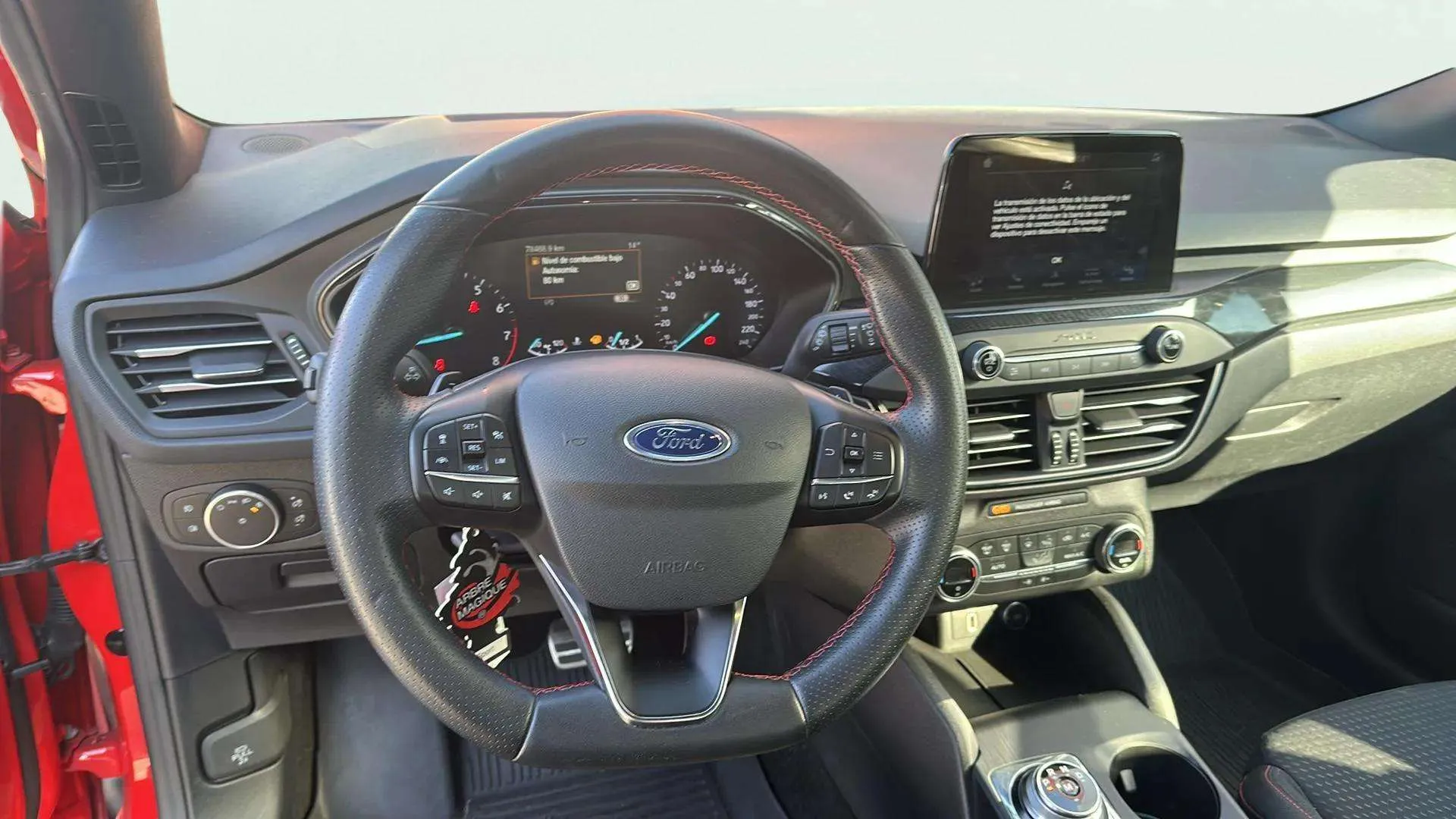 Ford Focus 1.0 EcoBoost ST-Line - foto 10