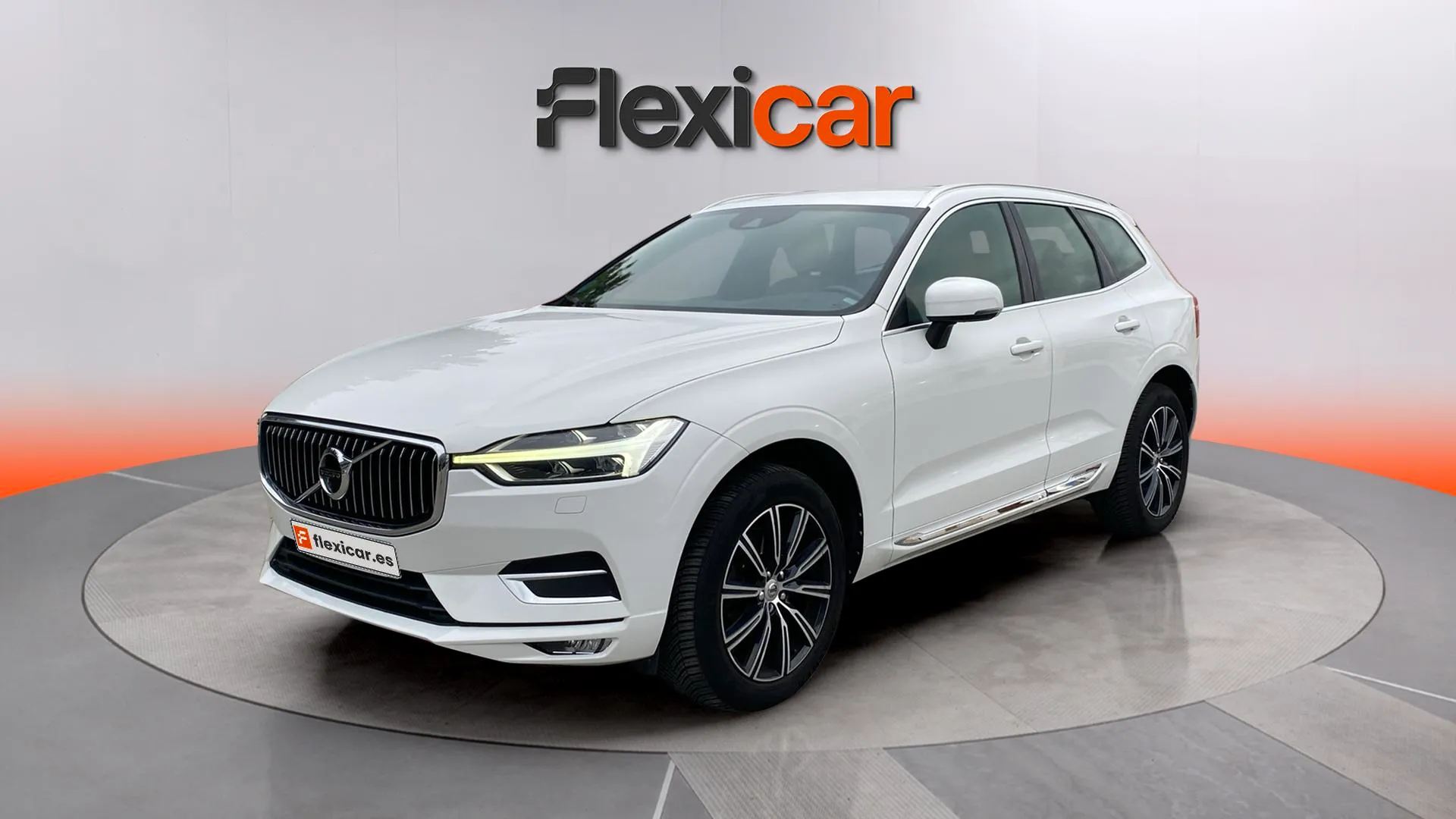 Volvo XC60 2.0 D4 AWD Inscription - foto 2