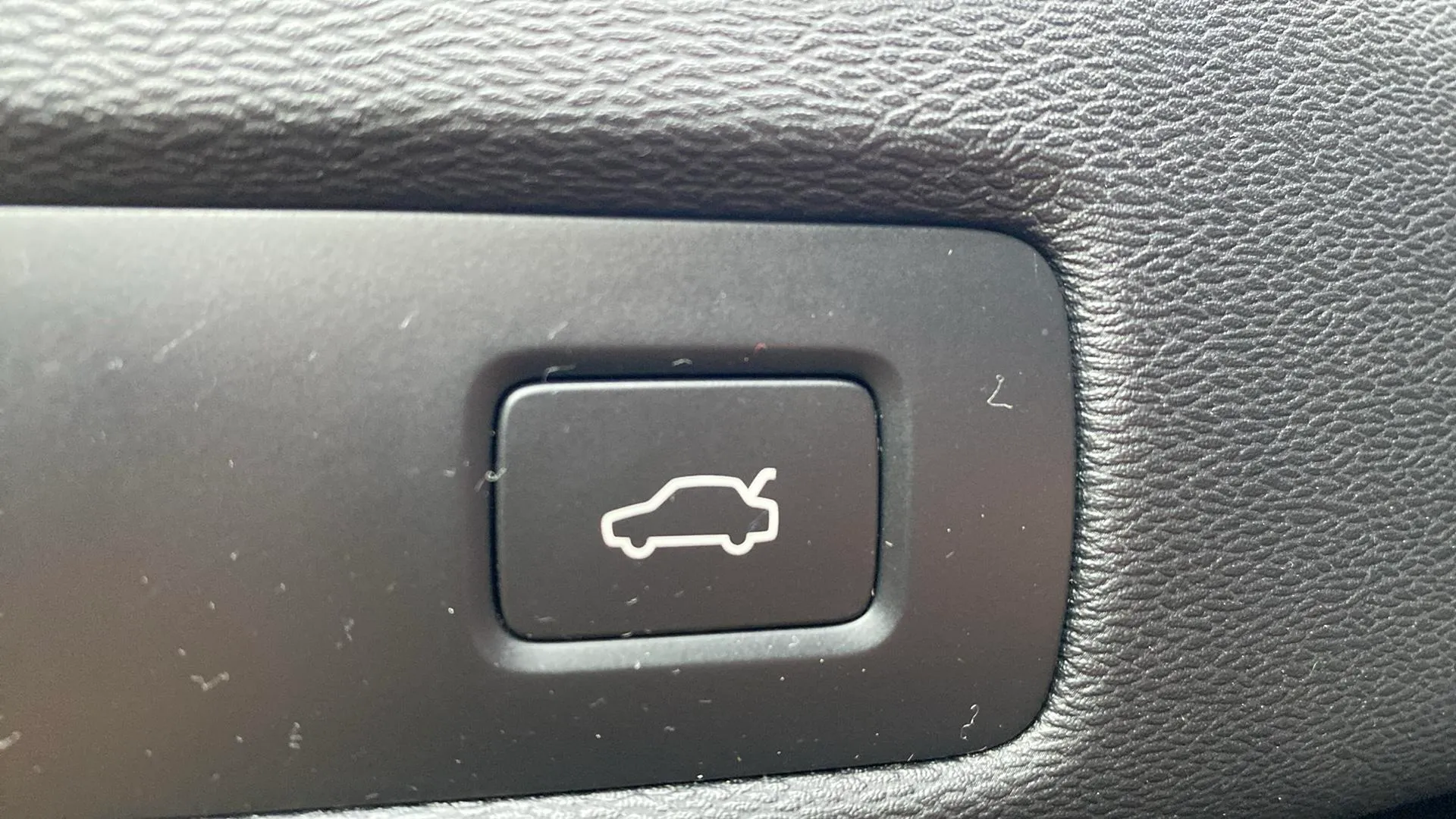 Volvo XC60 2.0 D4 AWD Inscription - foto 22