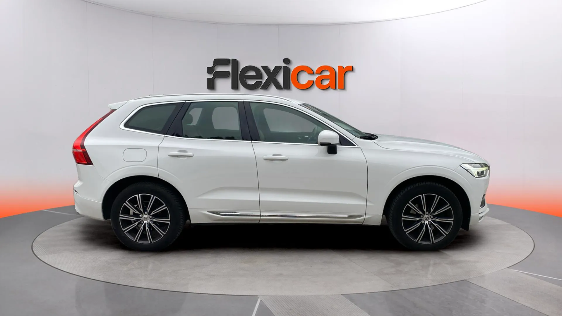 Volvo XC60 2.0 D4 AWD Inscription - foto 7