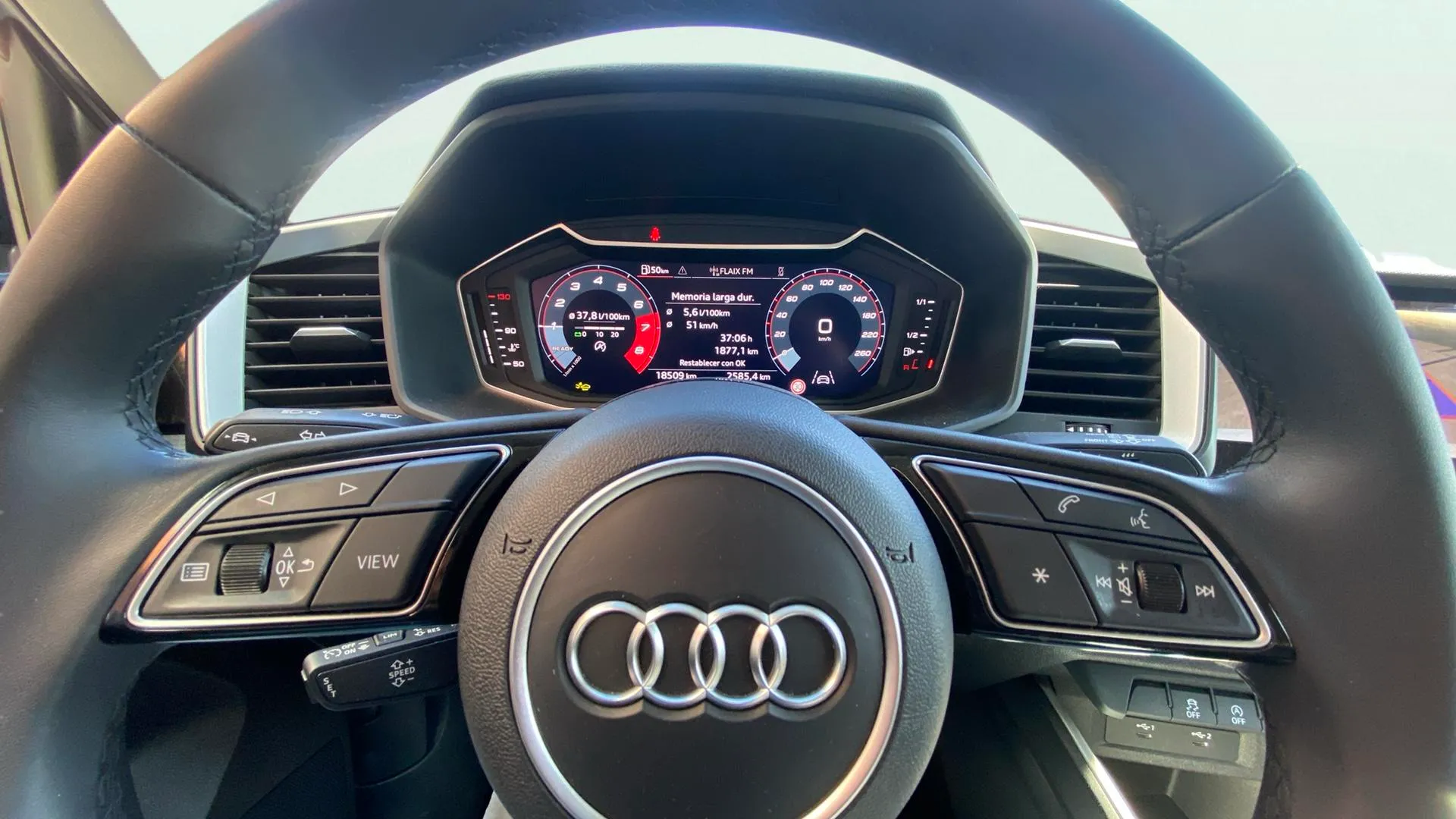 Audi A1 Sportback Adrenalin 30 TFSI - foto 23