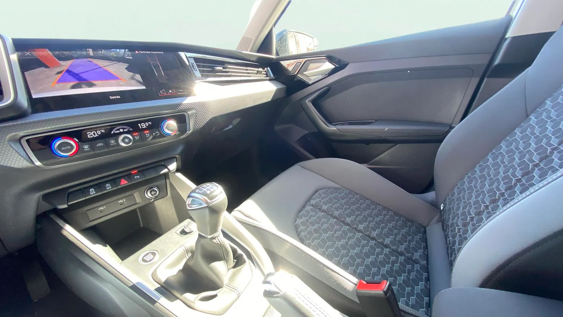 Audi A1 Sportback Adrenalin 30 TFSI - foto 22