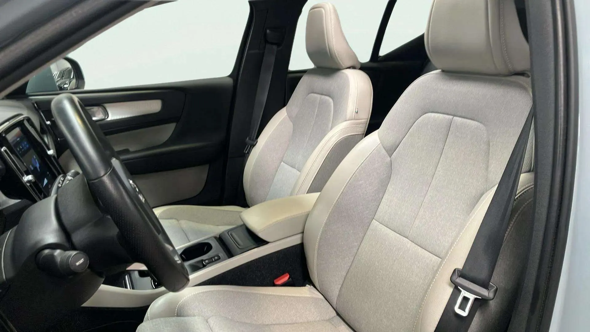 Volvo XC40 2.0 D3 AWD Inscription - foto 9