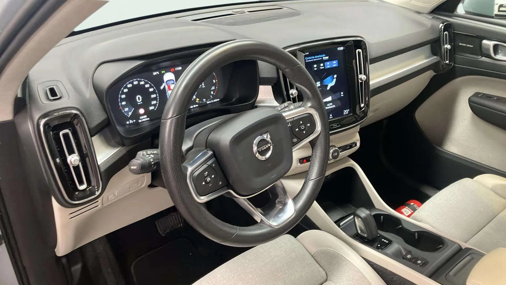 Volvo XC40 2.0 D3 AWD Inscription - foto 6