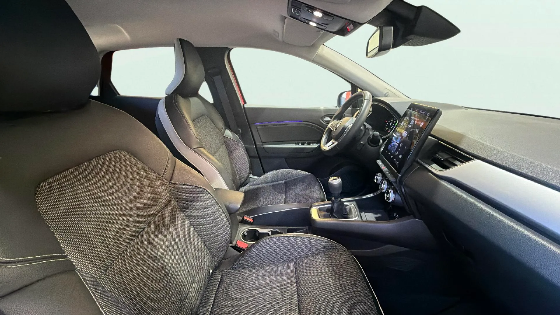 Renault Captur techno TCe - foto 18
