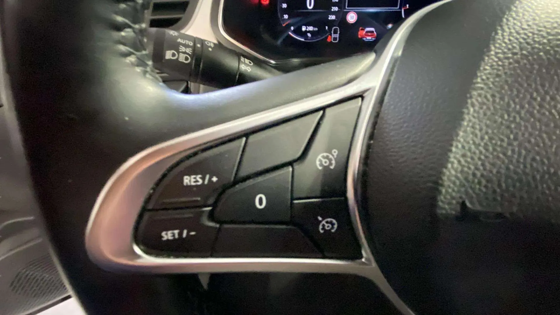 Renault Captur techno TCe - foto 15