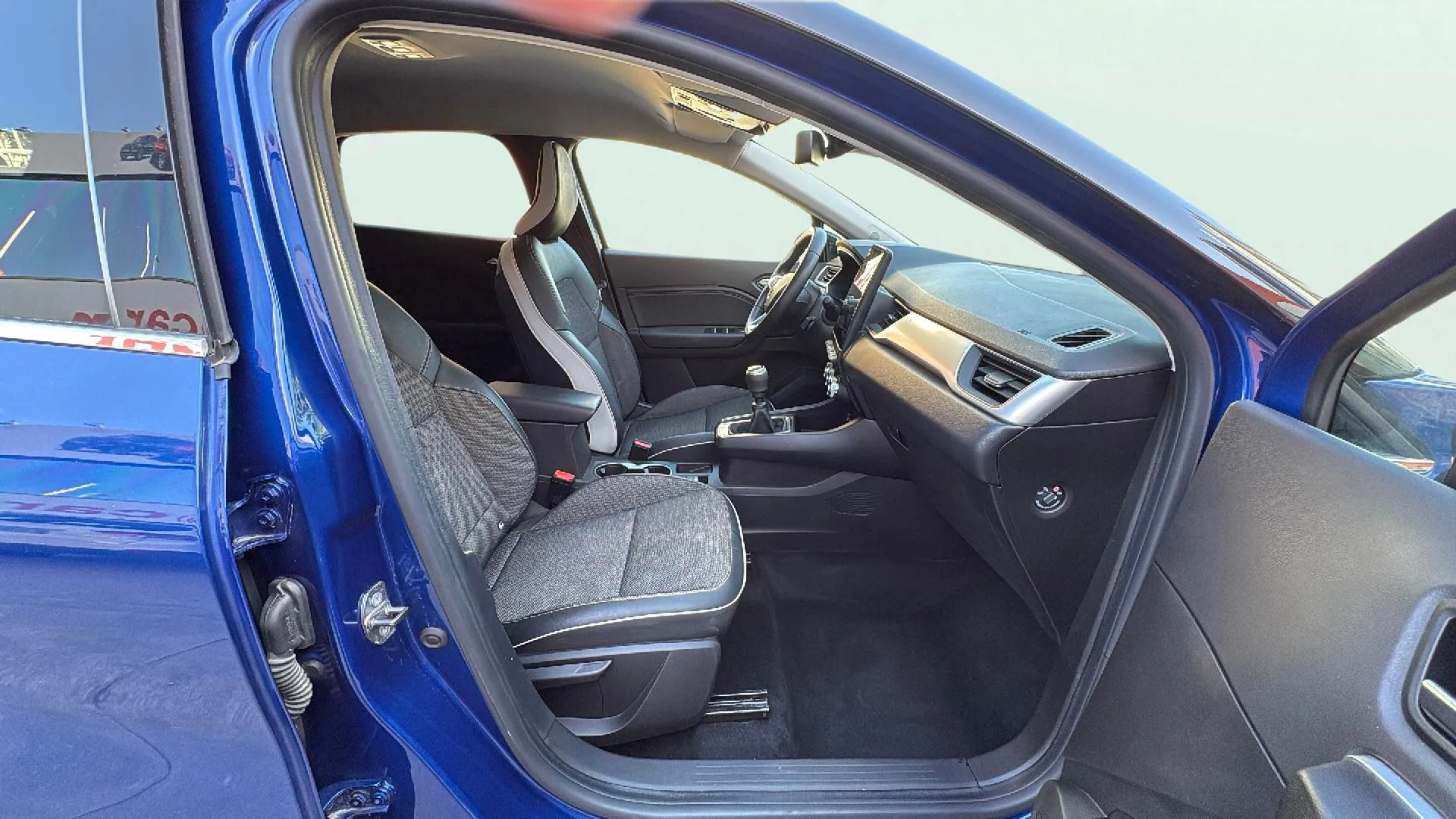 Renault Captur techno TCe - foto 9