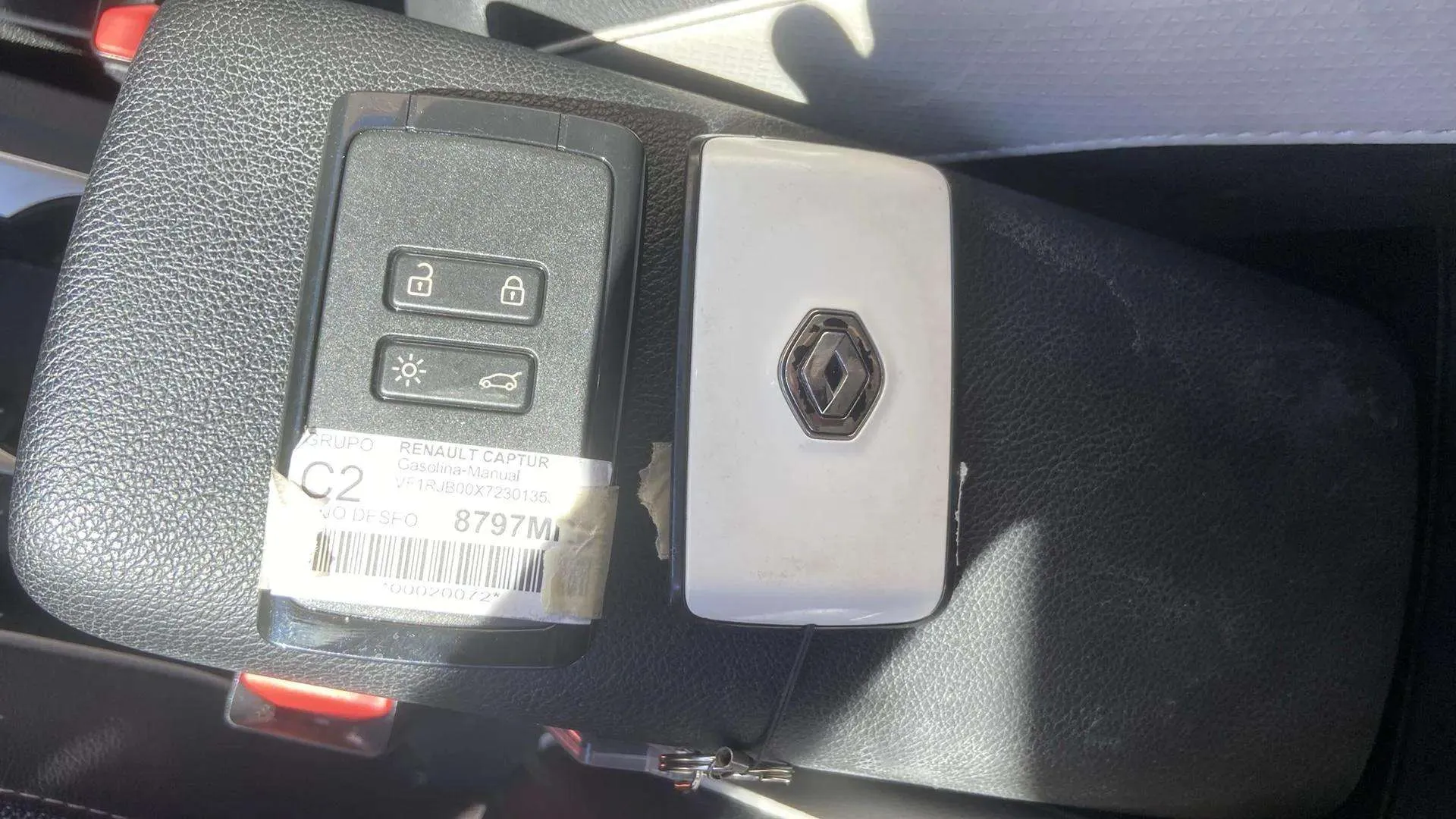 Renault Captur techno TCe - foto 18