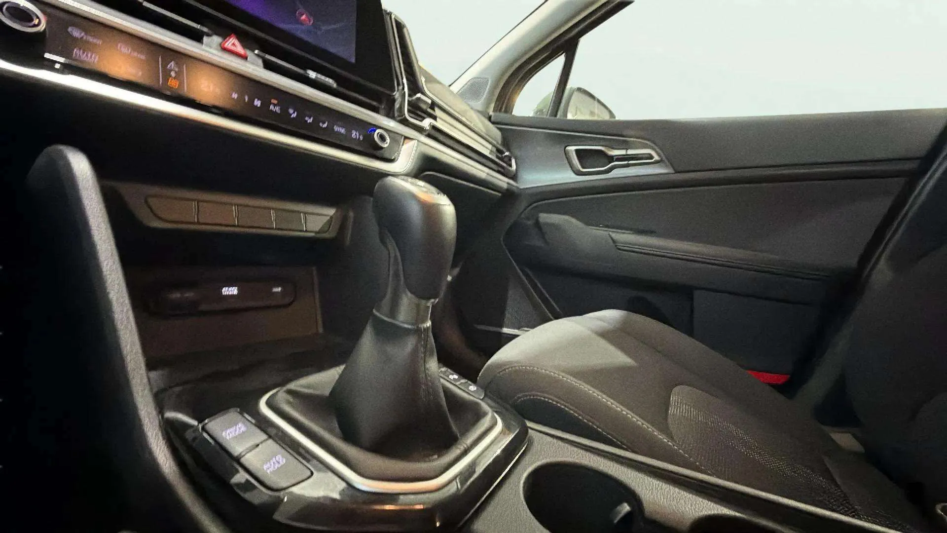 Kia Sportage 1.6 T-GDi Concept 4x2 - foto 15