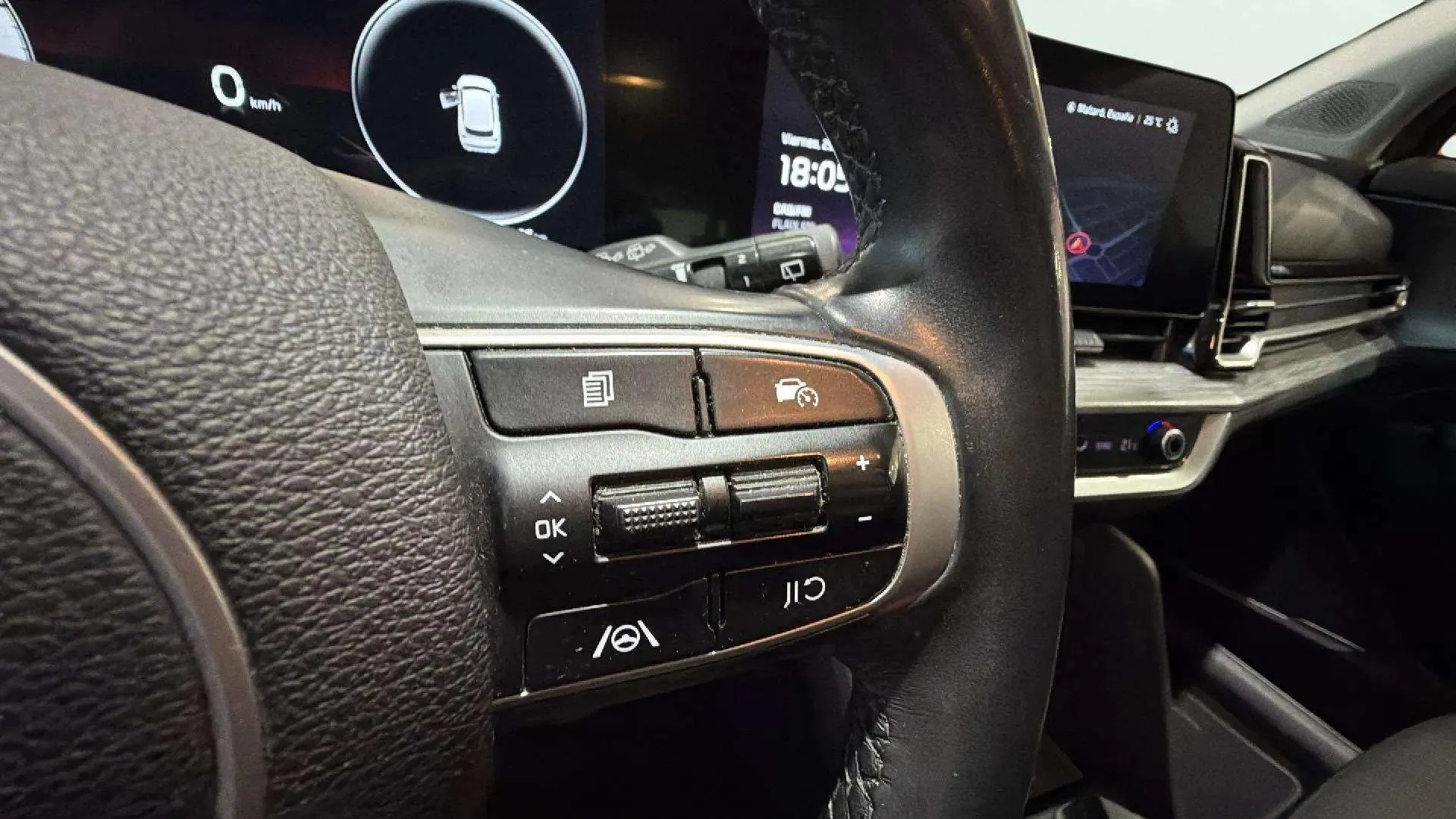 Kia Sportage 1.6 T-GDi Concept 4x2 - foto 18