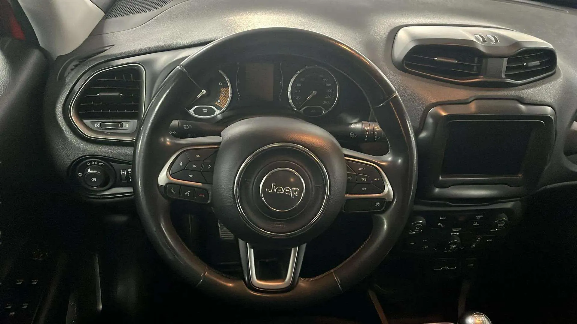 Jeep Renegade Longitude 1.0G 4x2 - foto 13