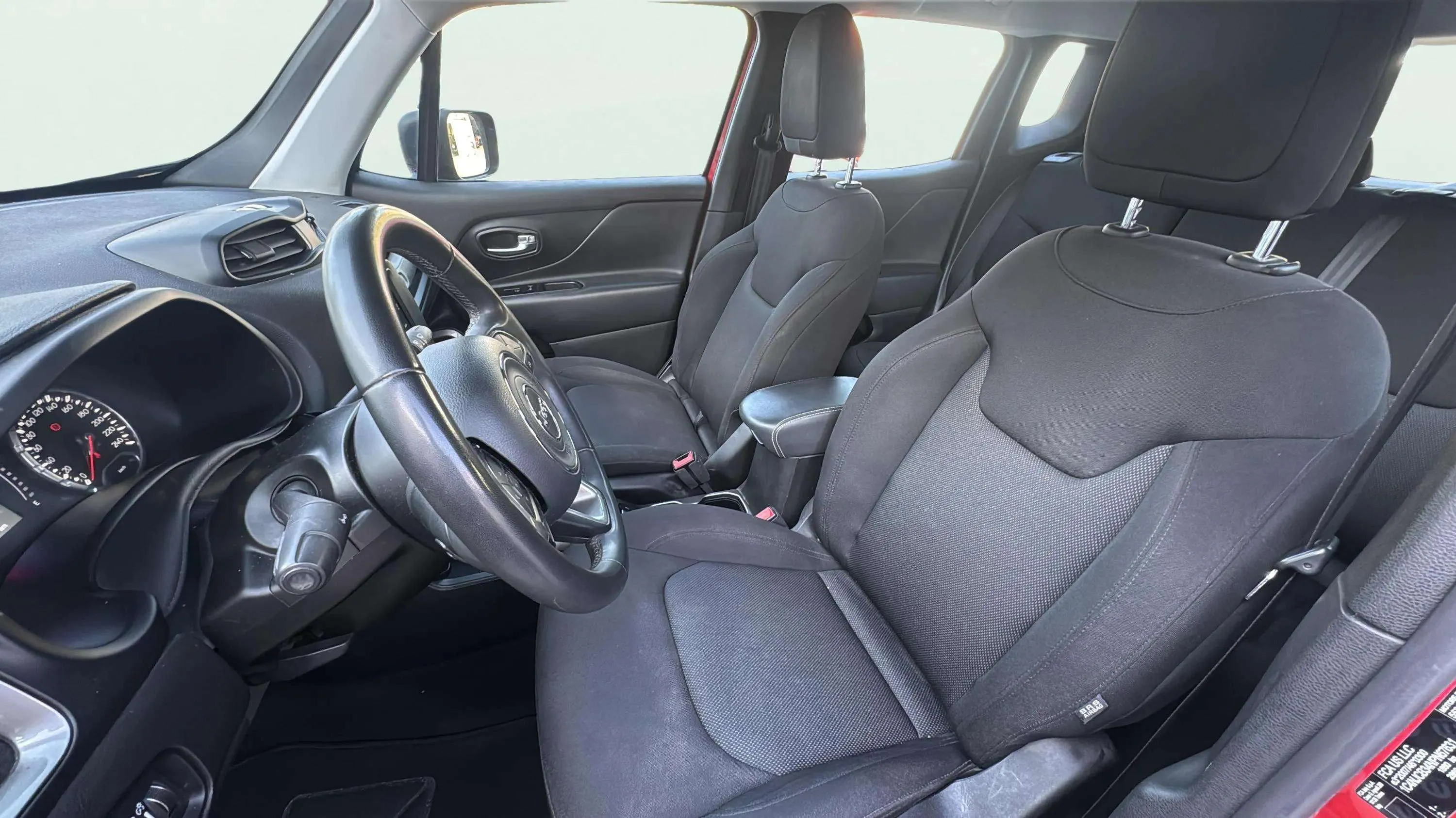 Jeep Renegade Longitude 1.0G 4x2 - foto 19