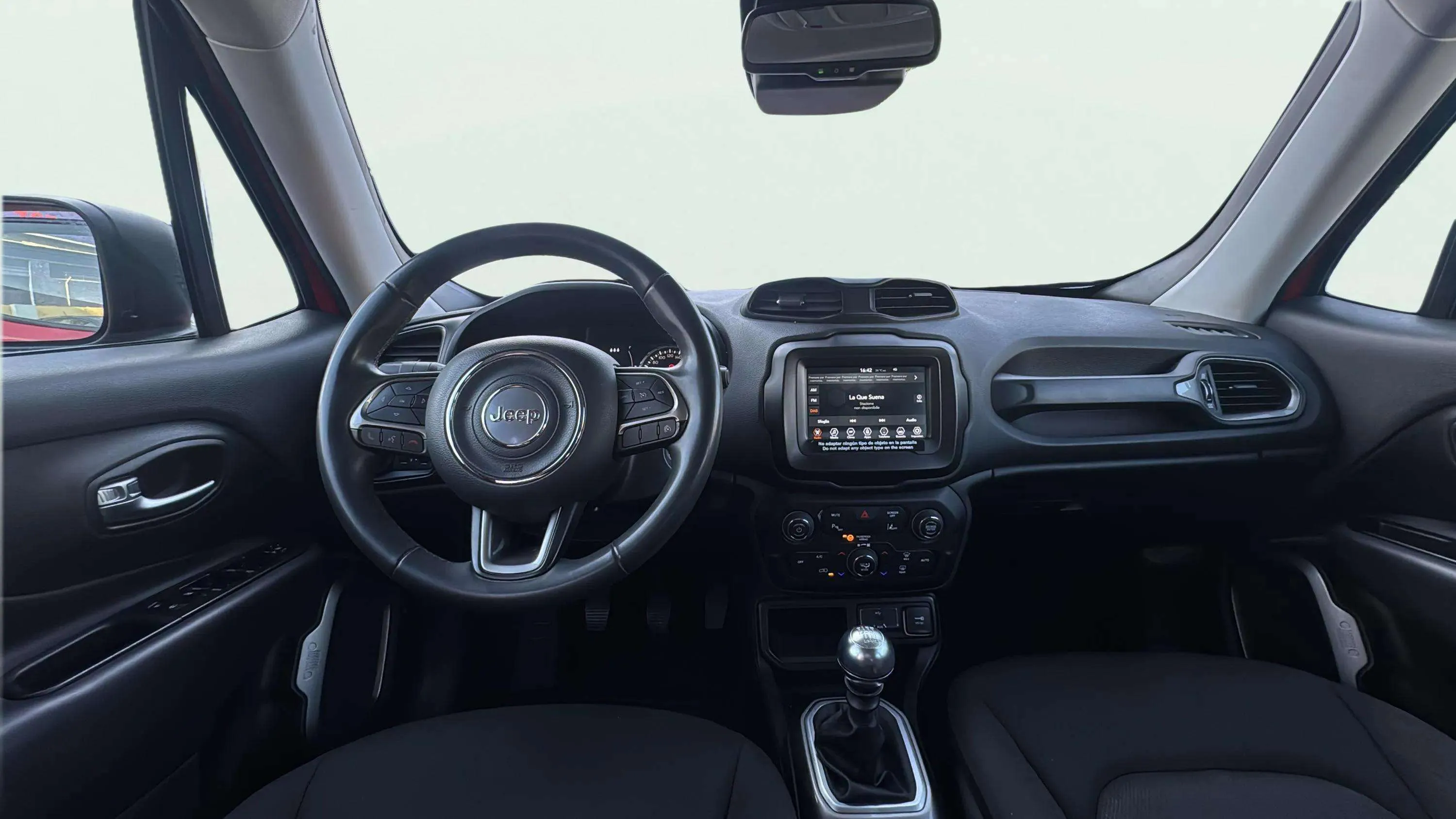 Jeep Renegade Longitude 1.0G 4x2 - foto 13