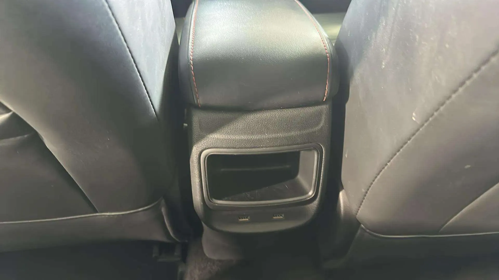 MG ZS 1.5 Luxury - foto 16