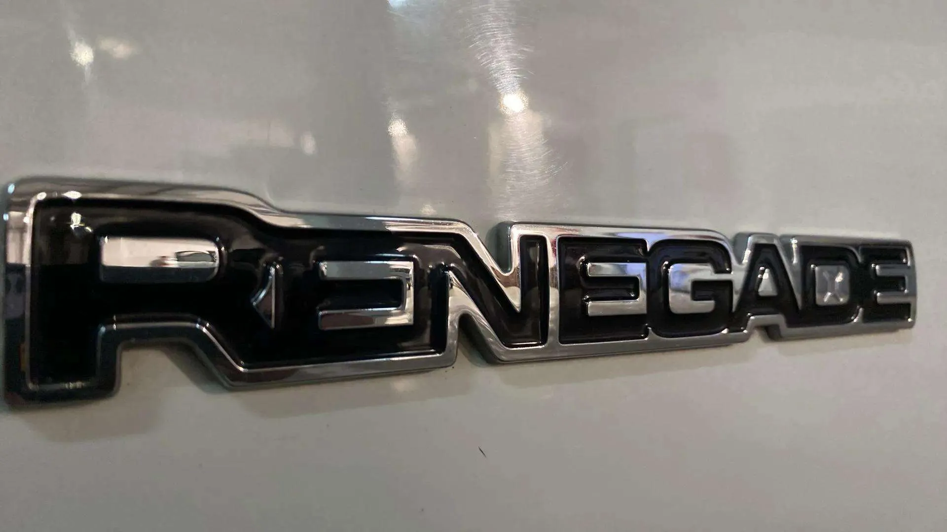 Jeep Renegade Longitude 1.0G 4x2 - foto 26