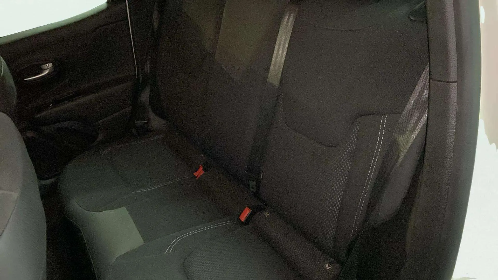 Jeep Renegade Longitude 1.0G 4x2 - foto 19