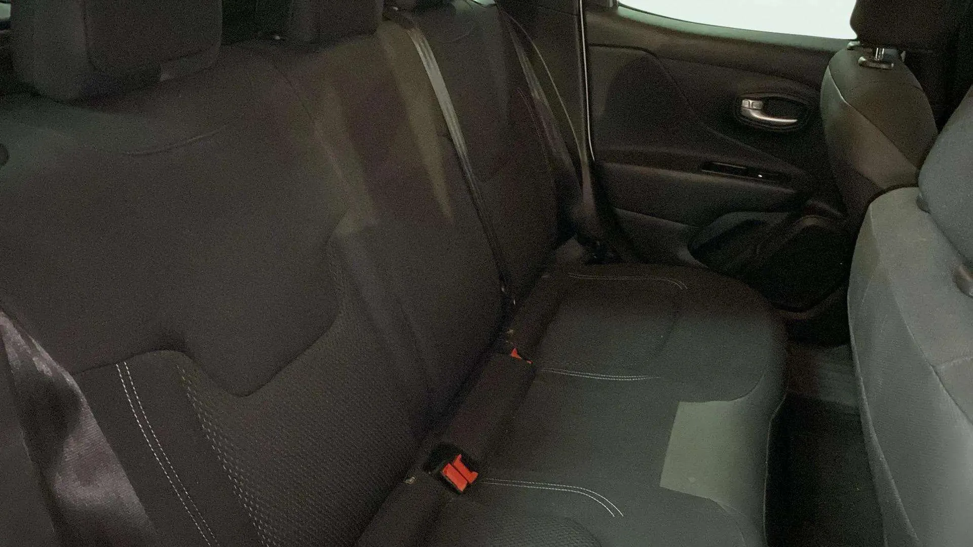 Jeep Renegade Longitude 1.0G 4x2 - foto 20