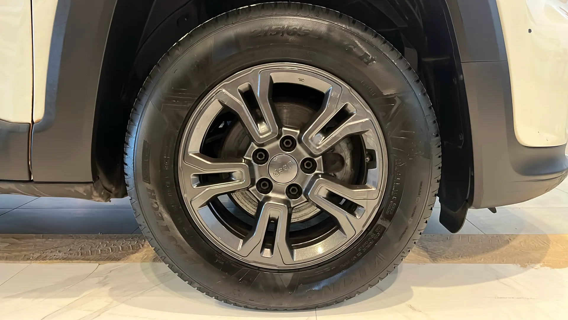Jeep Renegade Longitude 1.0G 4x2 - foto 24