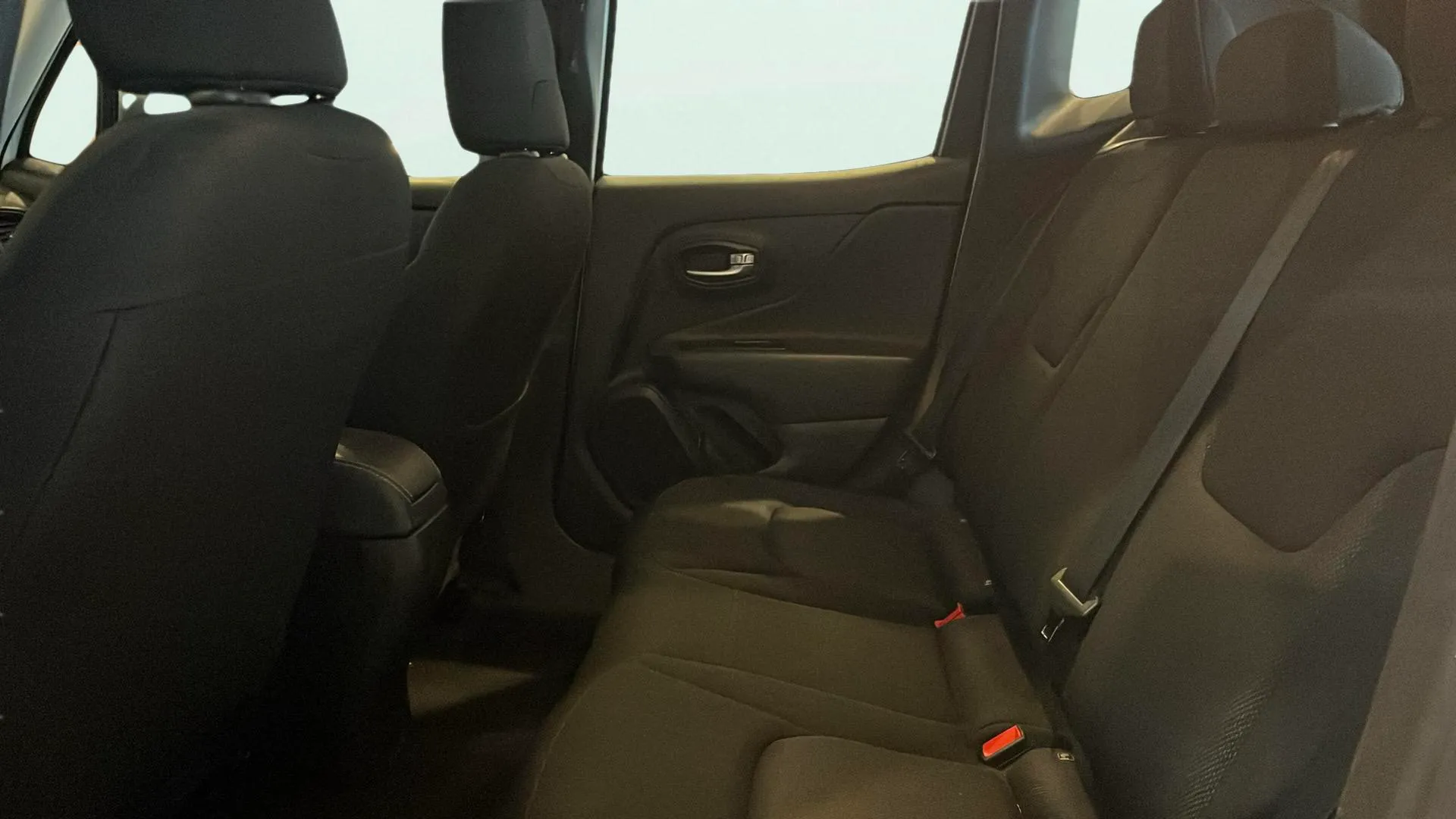Jeep Renegade Longitude 1.0G 4x2 - foto 23