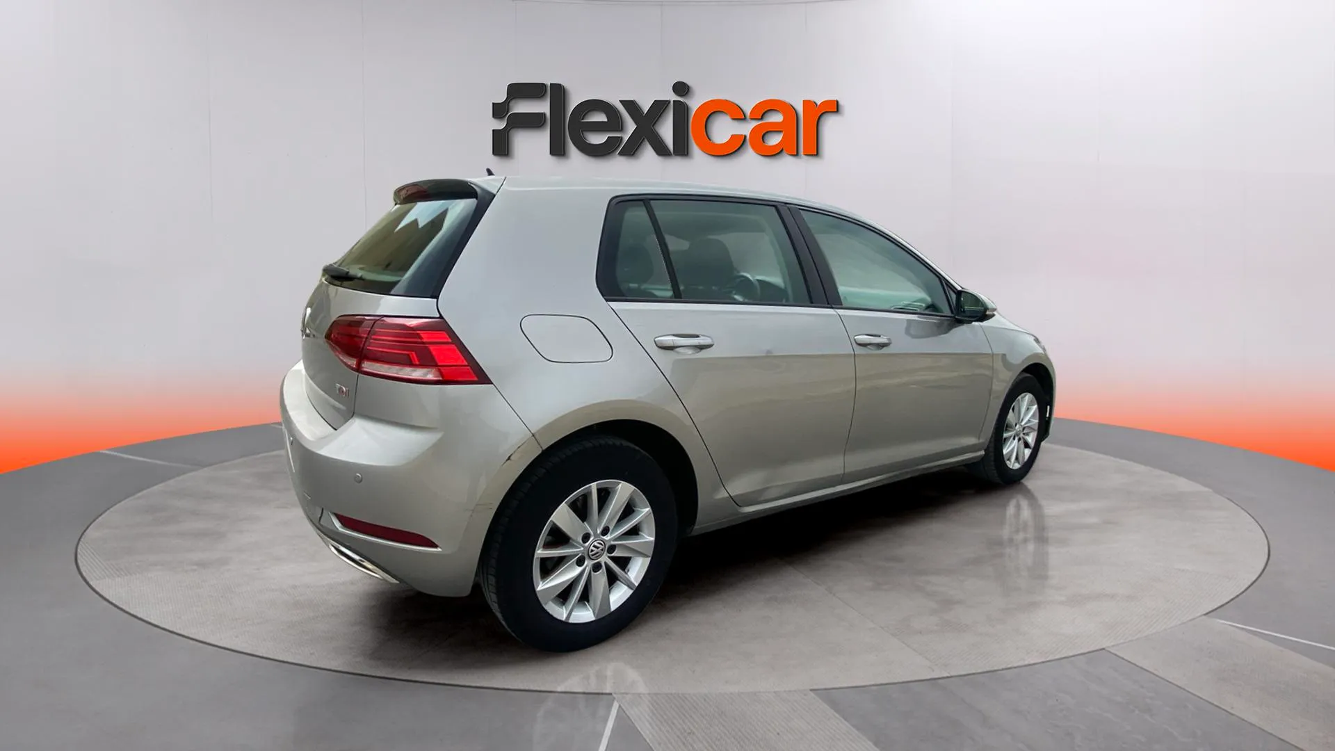Volkswagen Golf Advance 1.6 TDI DSG - foto 7