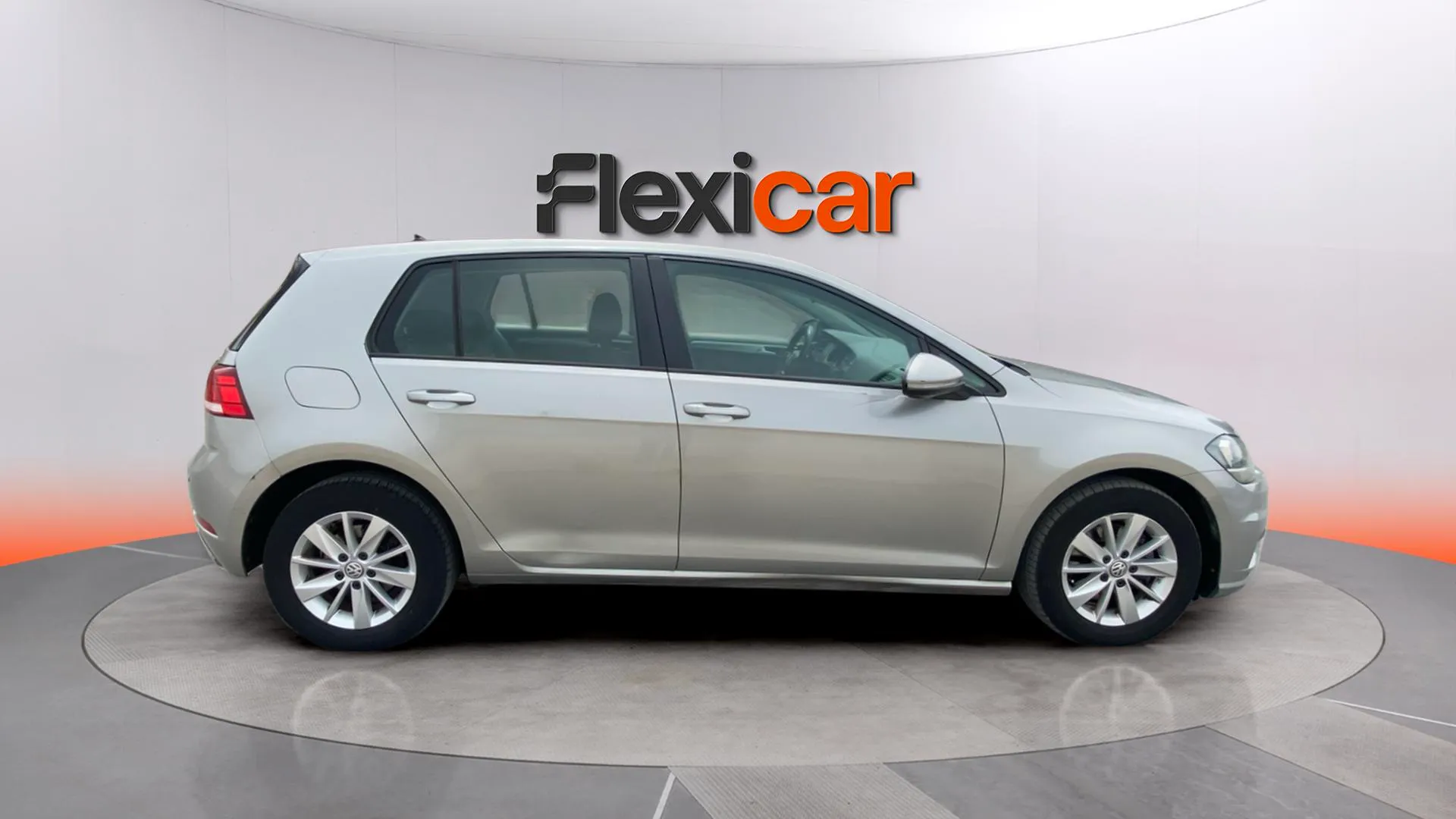 Volkswagen Golf Advance 1.6 TDI DSG - foto 8