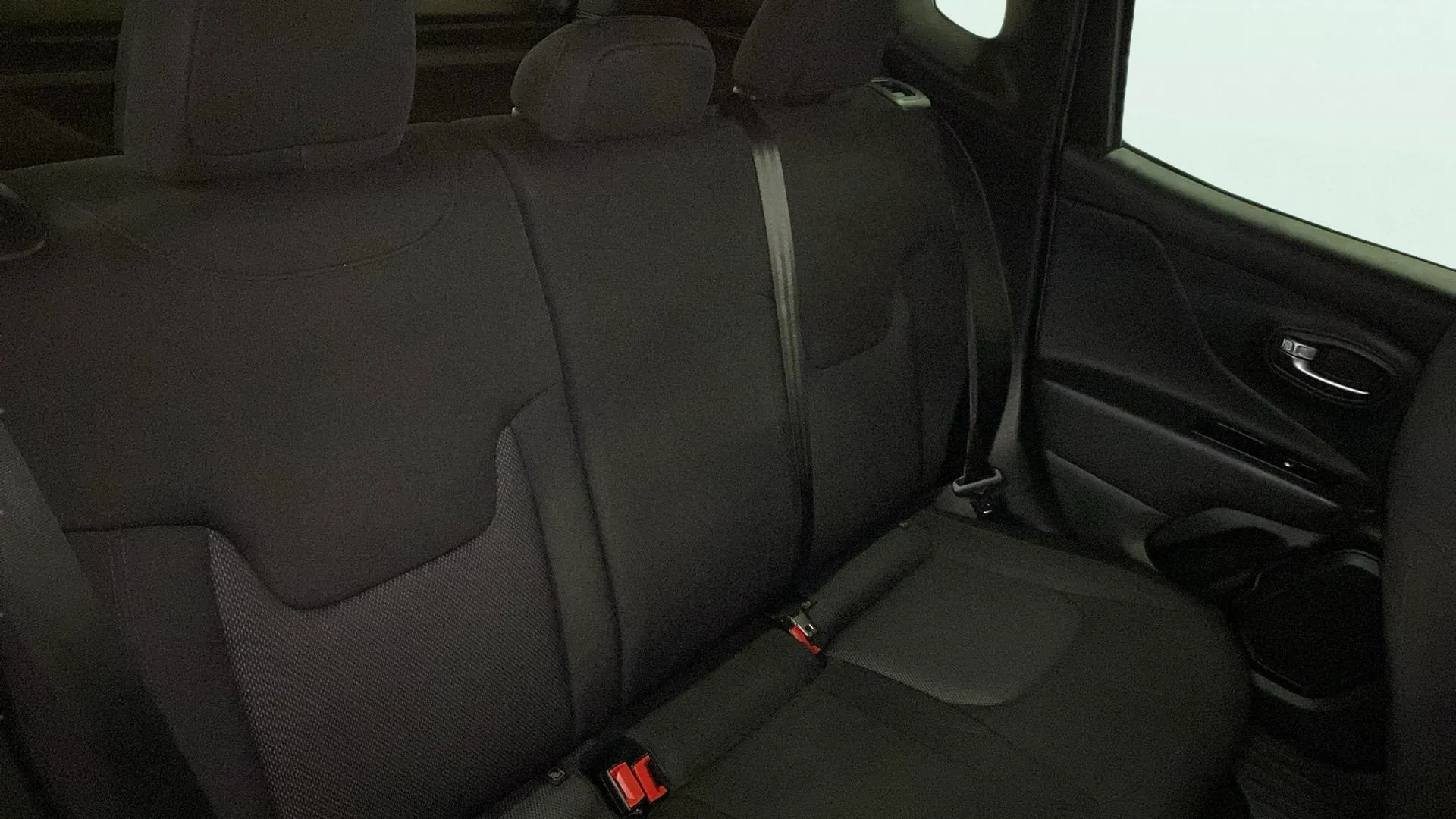 Jeep Renegade Longitude 1.0G 4x2 - foto 24