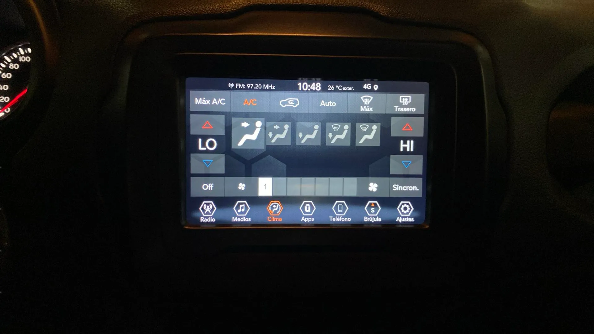 Jeep Renegade Longitude 1.0G 4x2 - foto 19