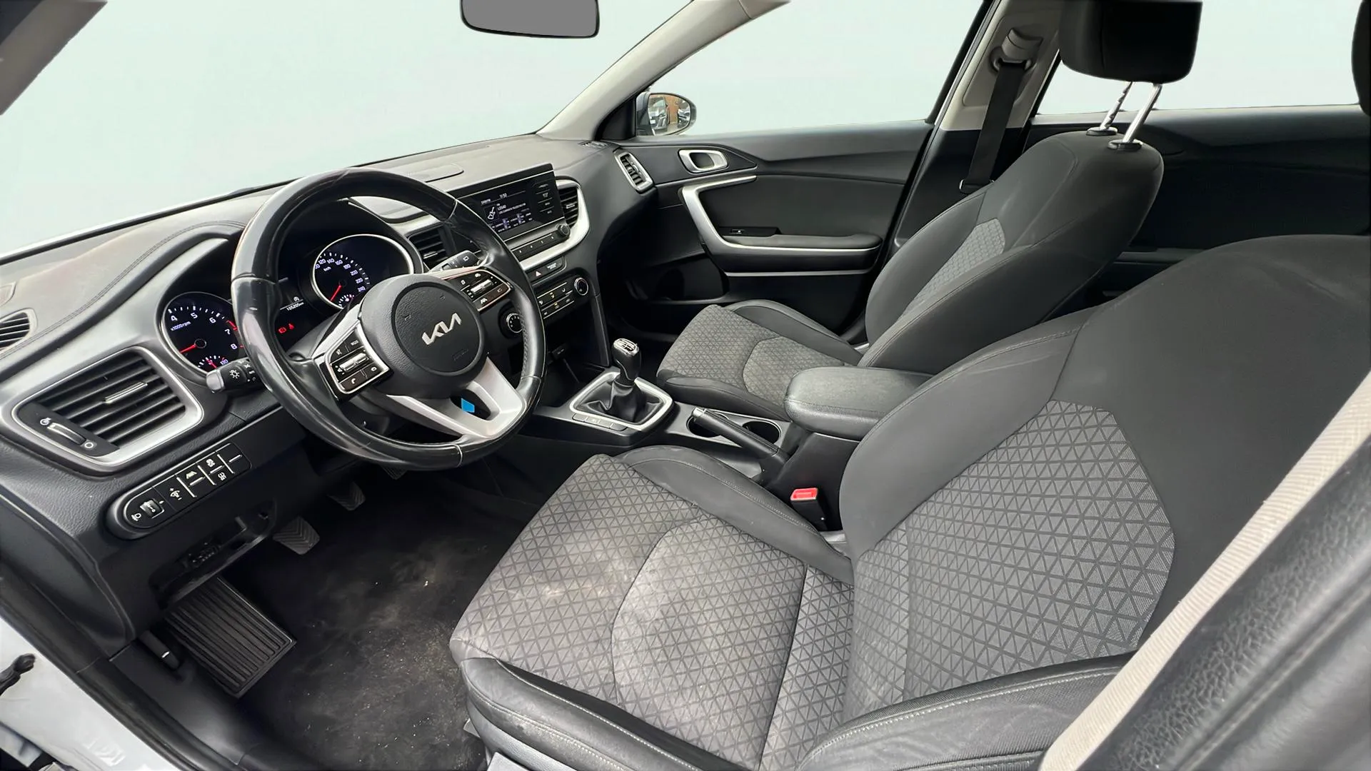Kia Ceed 1.0 T-GDi Concept - foto 9