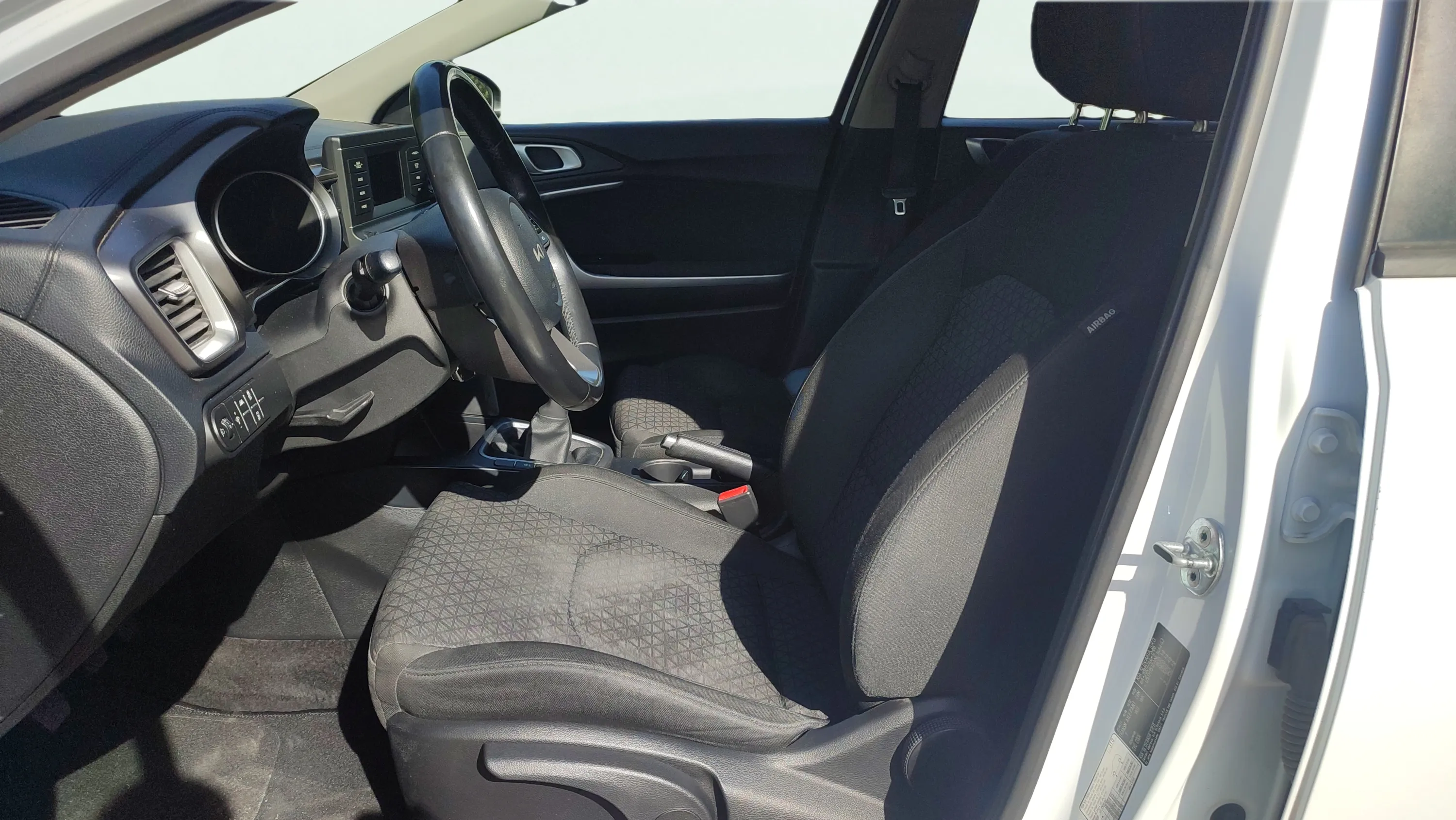 Kia Ceed 1.0 T-GDi Concept - foto 15