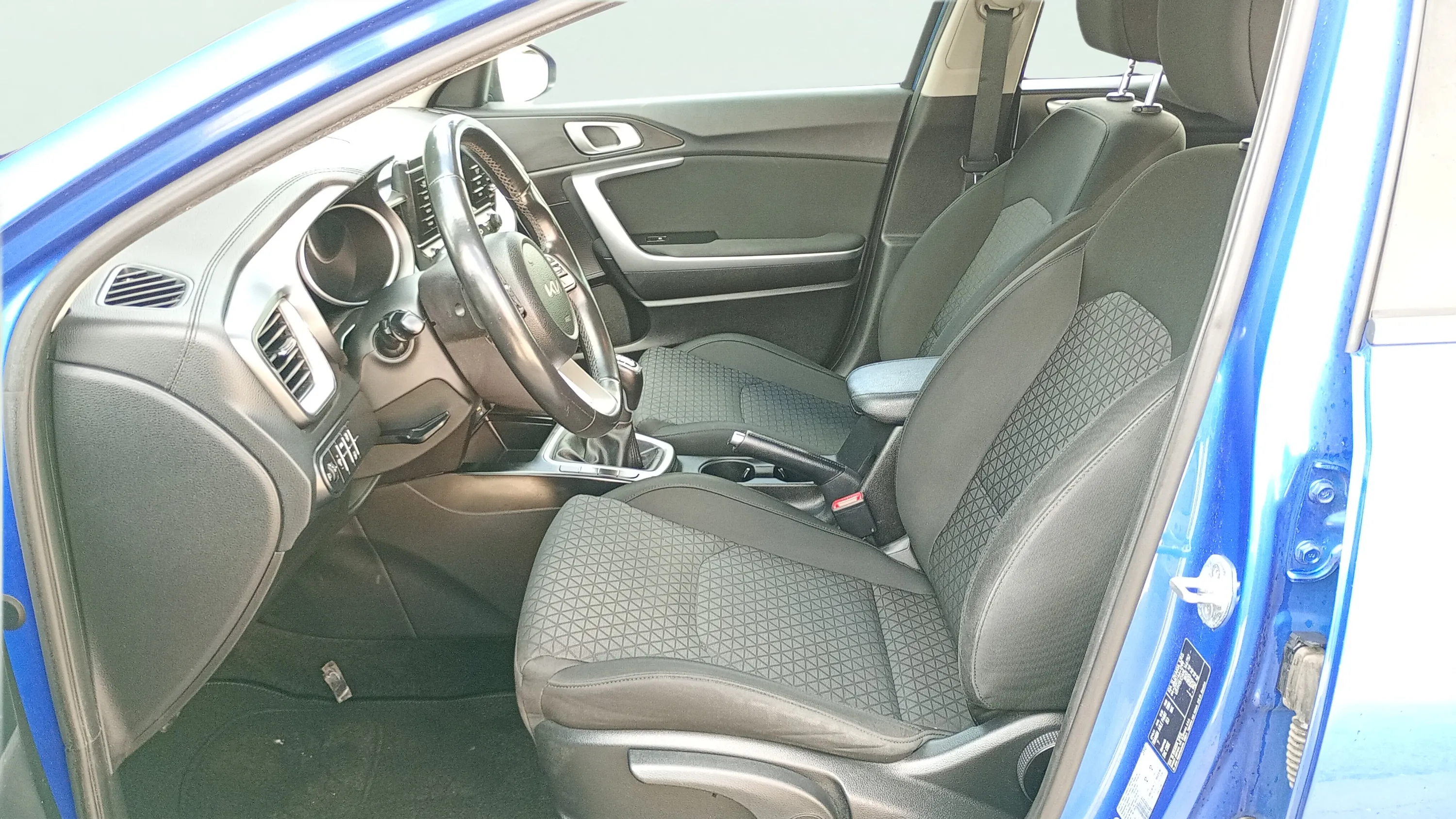 Kia Ceed 1.0 T-GDi Concept - foto 10