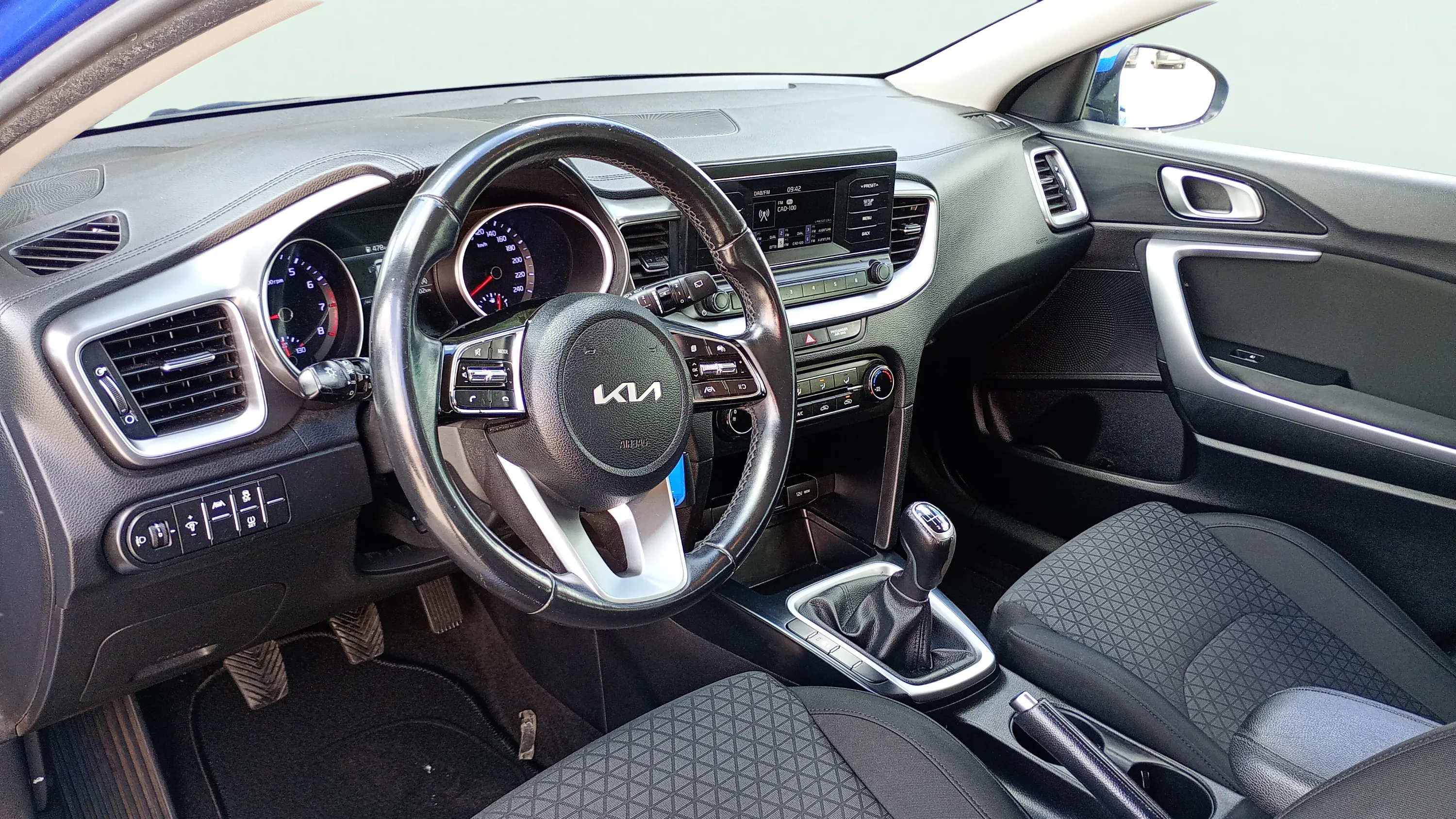 Kia Ceed 1.0 T-GDi Concept - foto 11