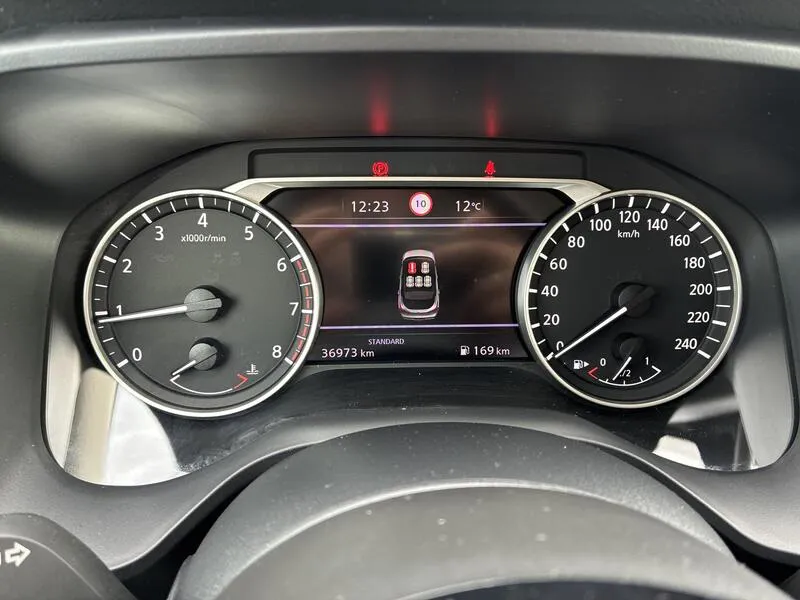 Nissan Qashqai DIG-T Acenta - foto 27