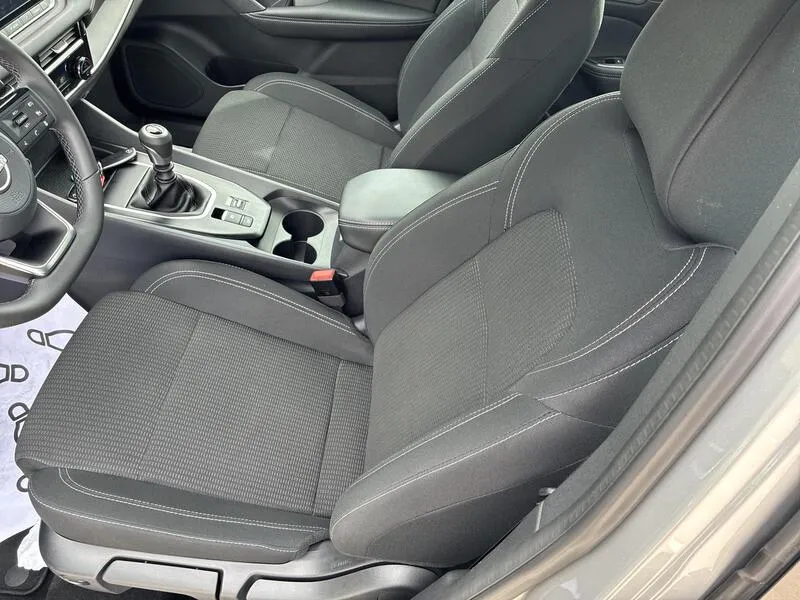 Nissan Qashqai DIG-T Acenta - foto 23