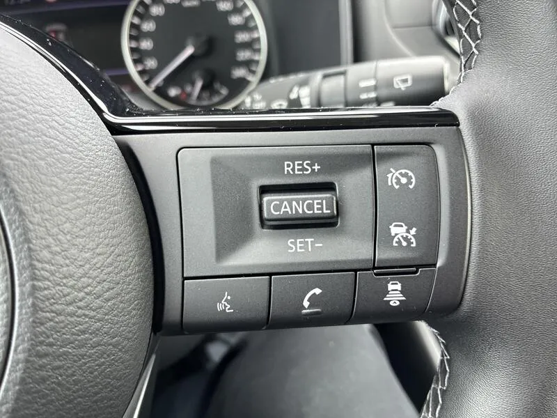 Nissan Qashqai DIG-T Acenta - foto 30