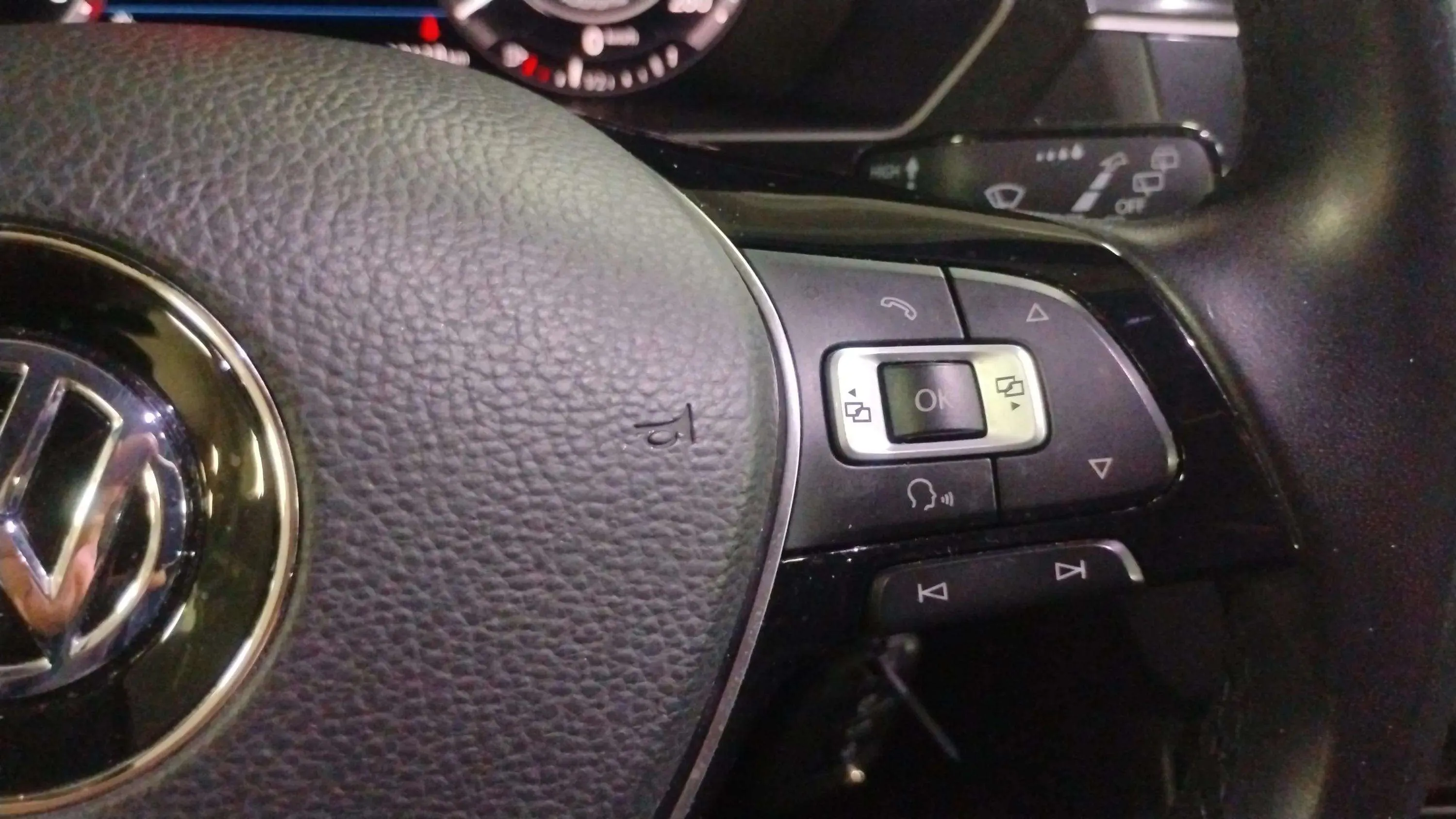 Volkswagen Tiguan Edition 1.4 TSI - foto 24
