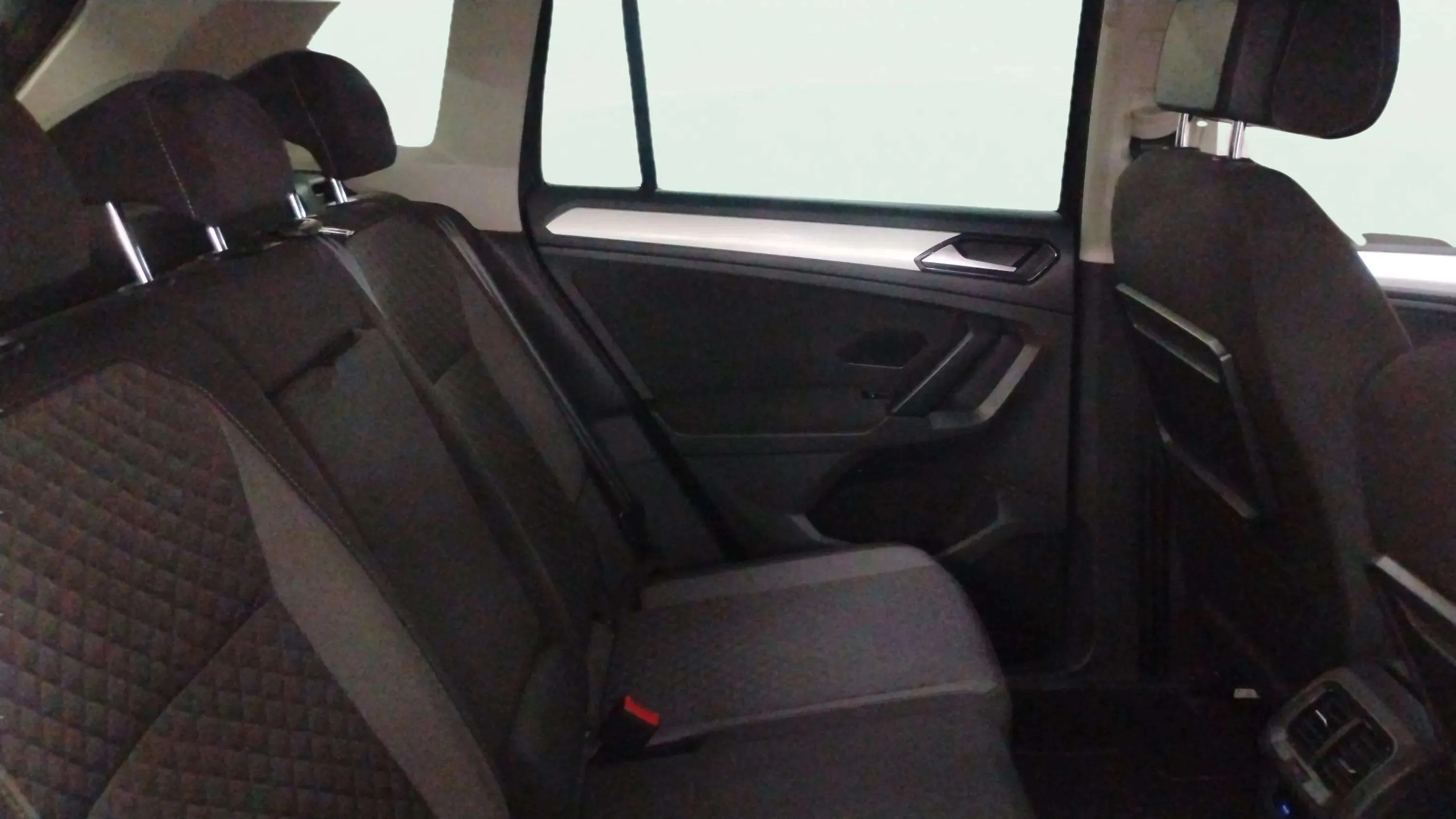 Volkswagen Tiguan Edition 1.4 TSI - foto 16