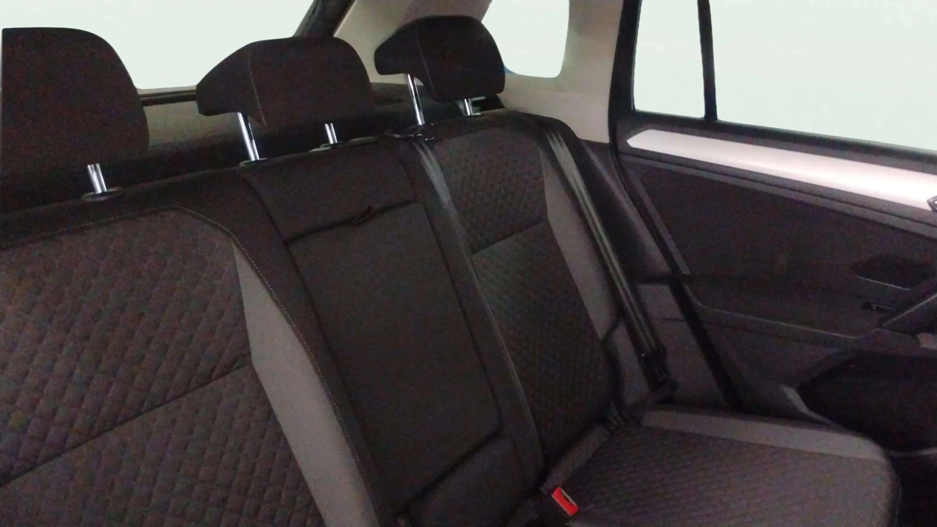 Volkswagen Tiguan Edition 1.4 TSI - foto 17