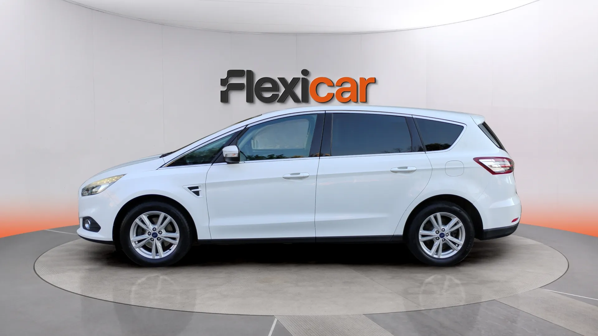 Ford S-Max 1.5 EcoBoost Titanium - foto 6