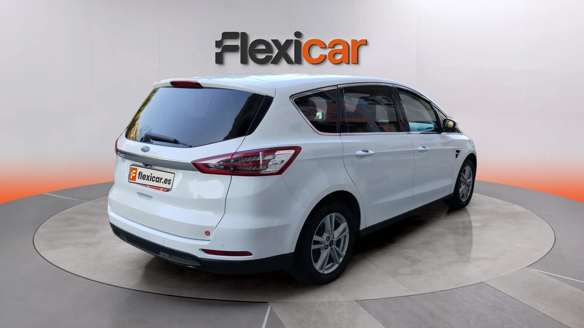 Ford S-Max 1.5 EcoBoost Titanium - foto 3
