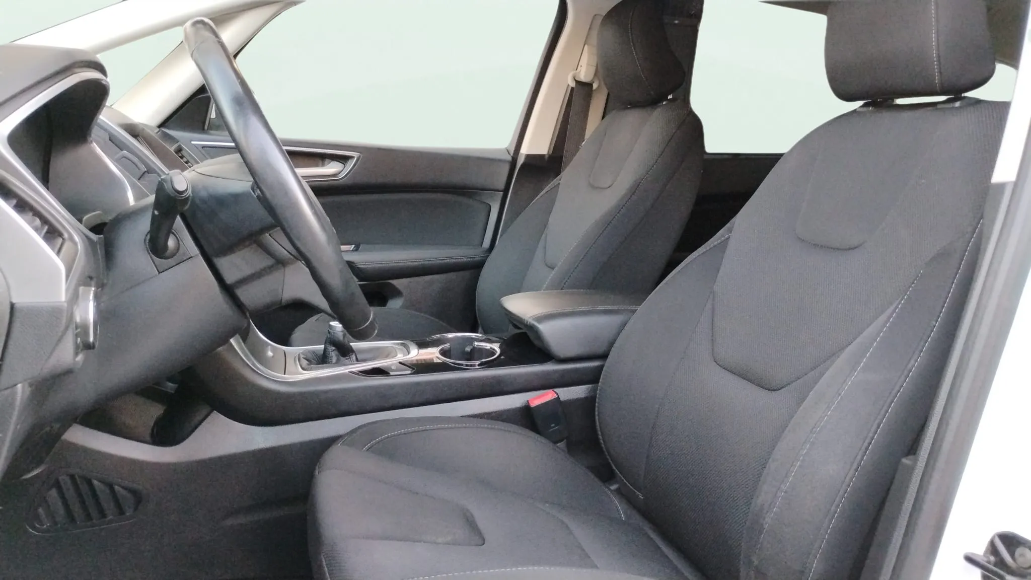 Ford S-Max 1.5 EcoBoost Titanium - foto 14
