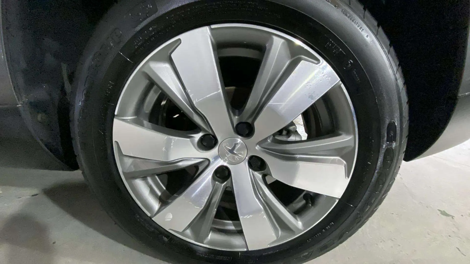 Peugeot 2008 Style 1.2L PureTech - foto 24